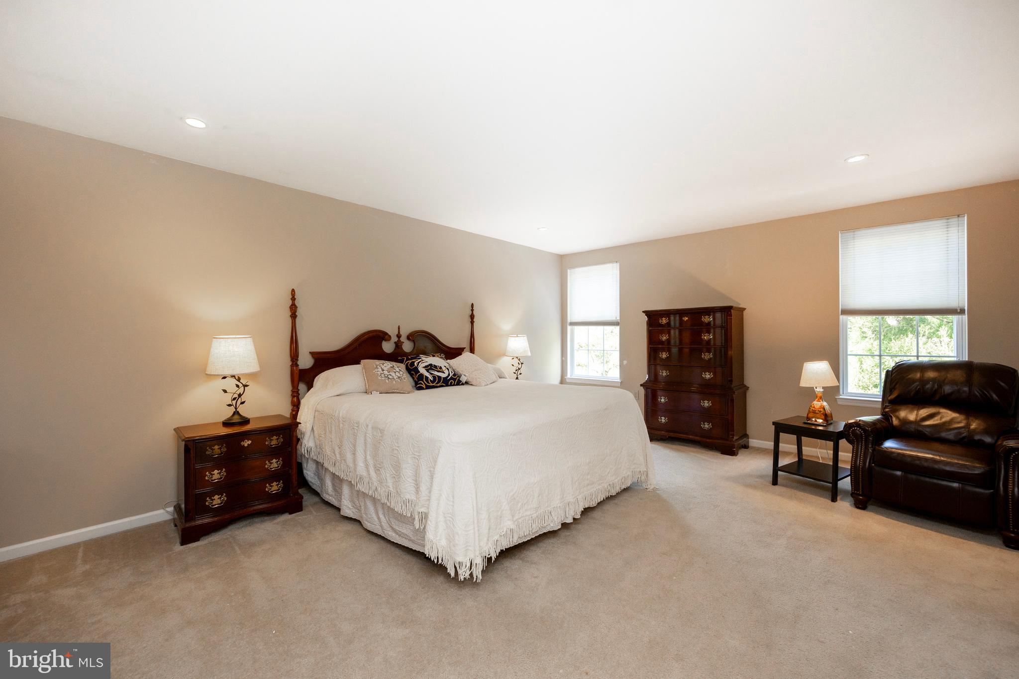 HILLBROOK FARMS - Residential