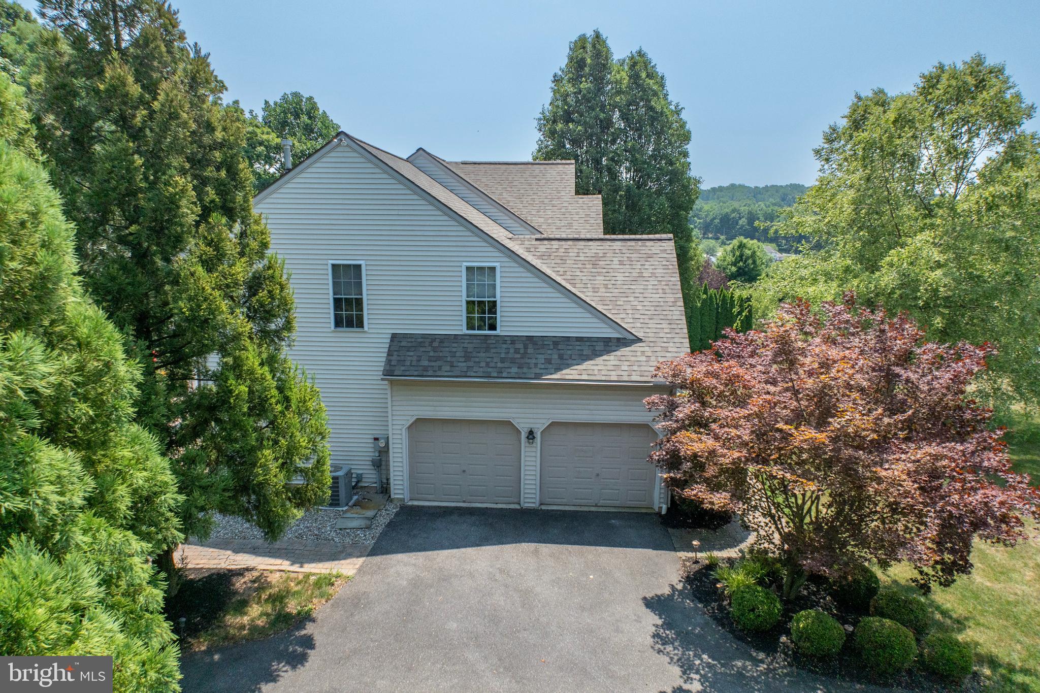 HILLBROOK FARMS - Residential