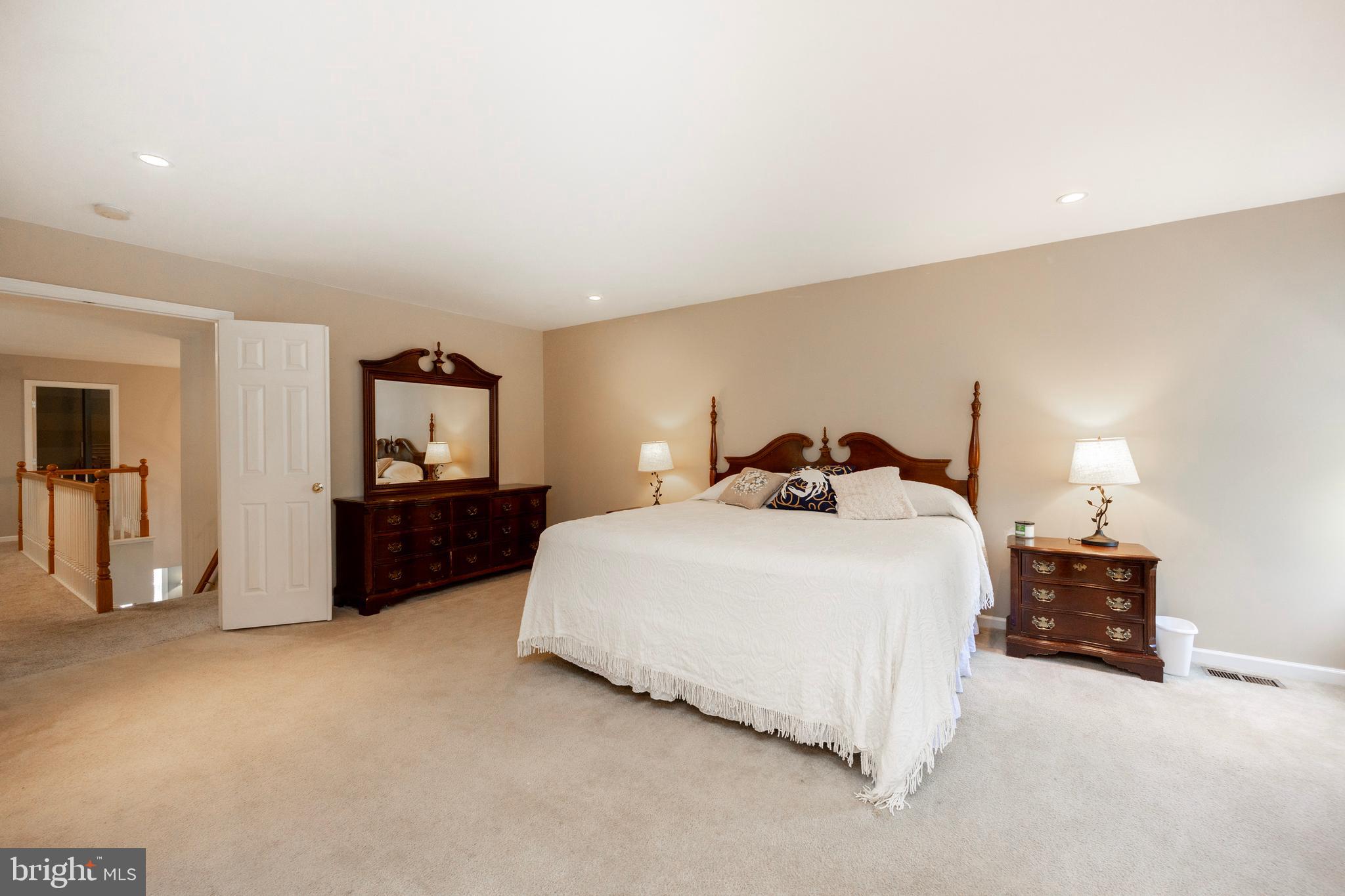 HILLBROOK FARMS - Residential