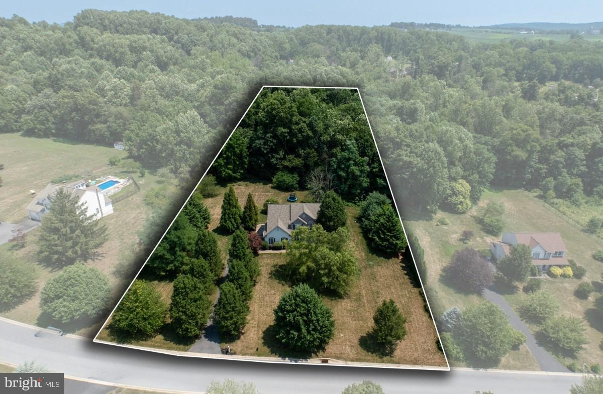 HILLBROOK FARMS - Residential