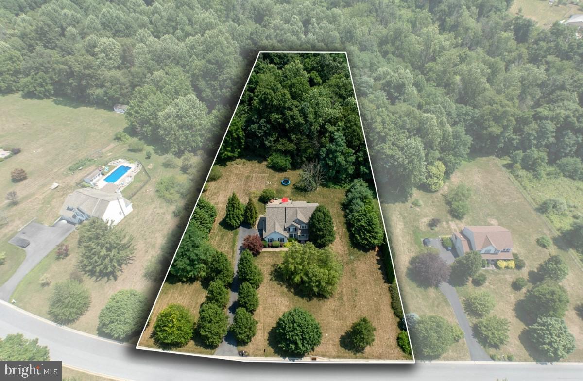 HILLBROOK FARMS - Residential