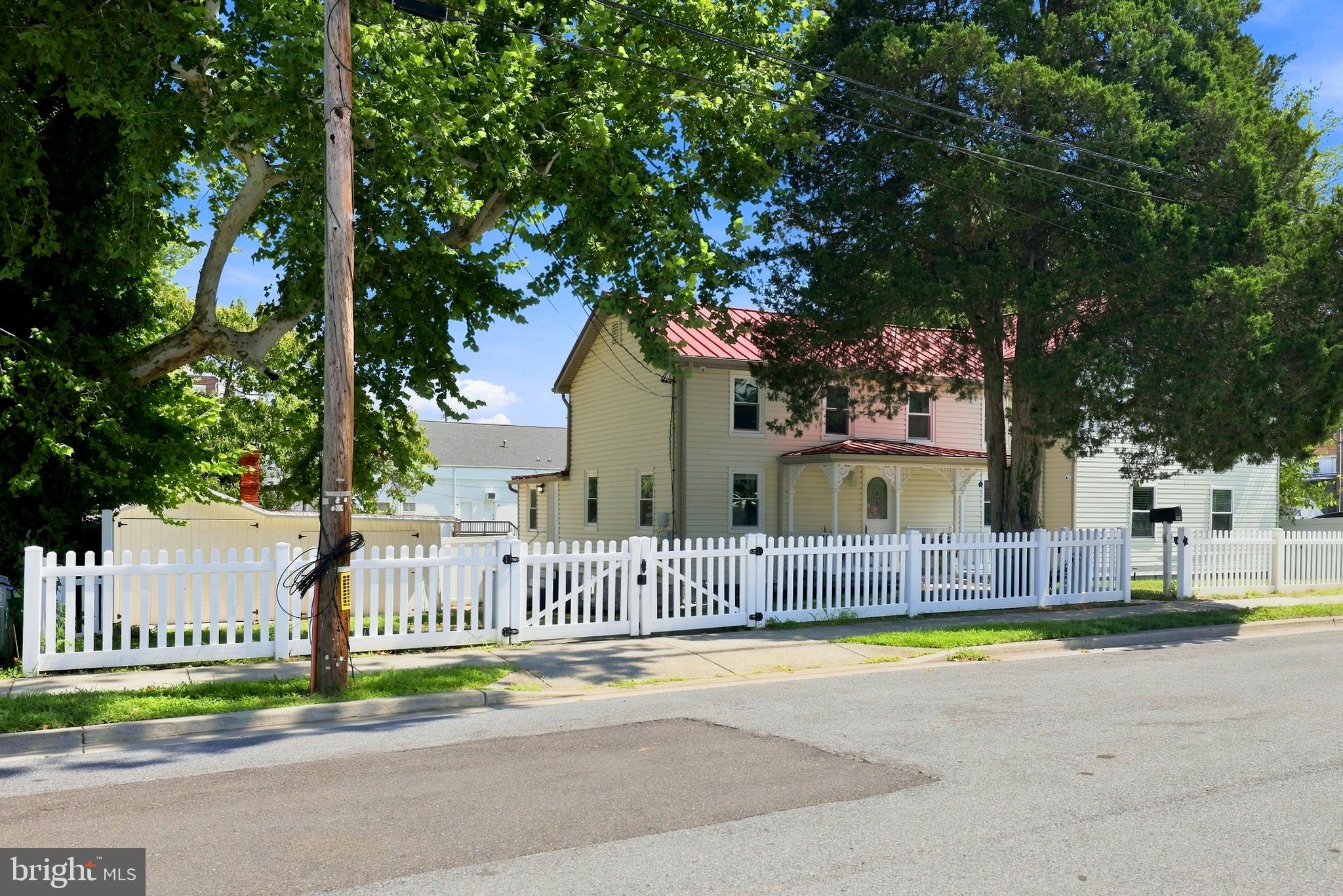 36 AVONDALE STREET