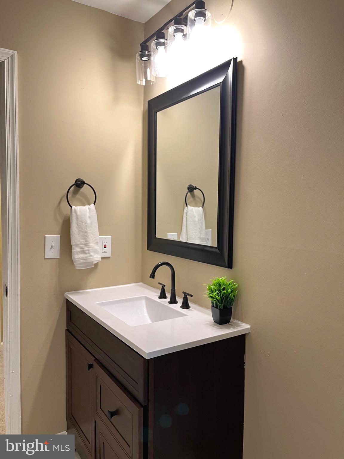 CANNON BLUFF ESTATES - Residential