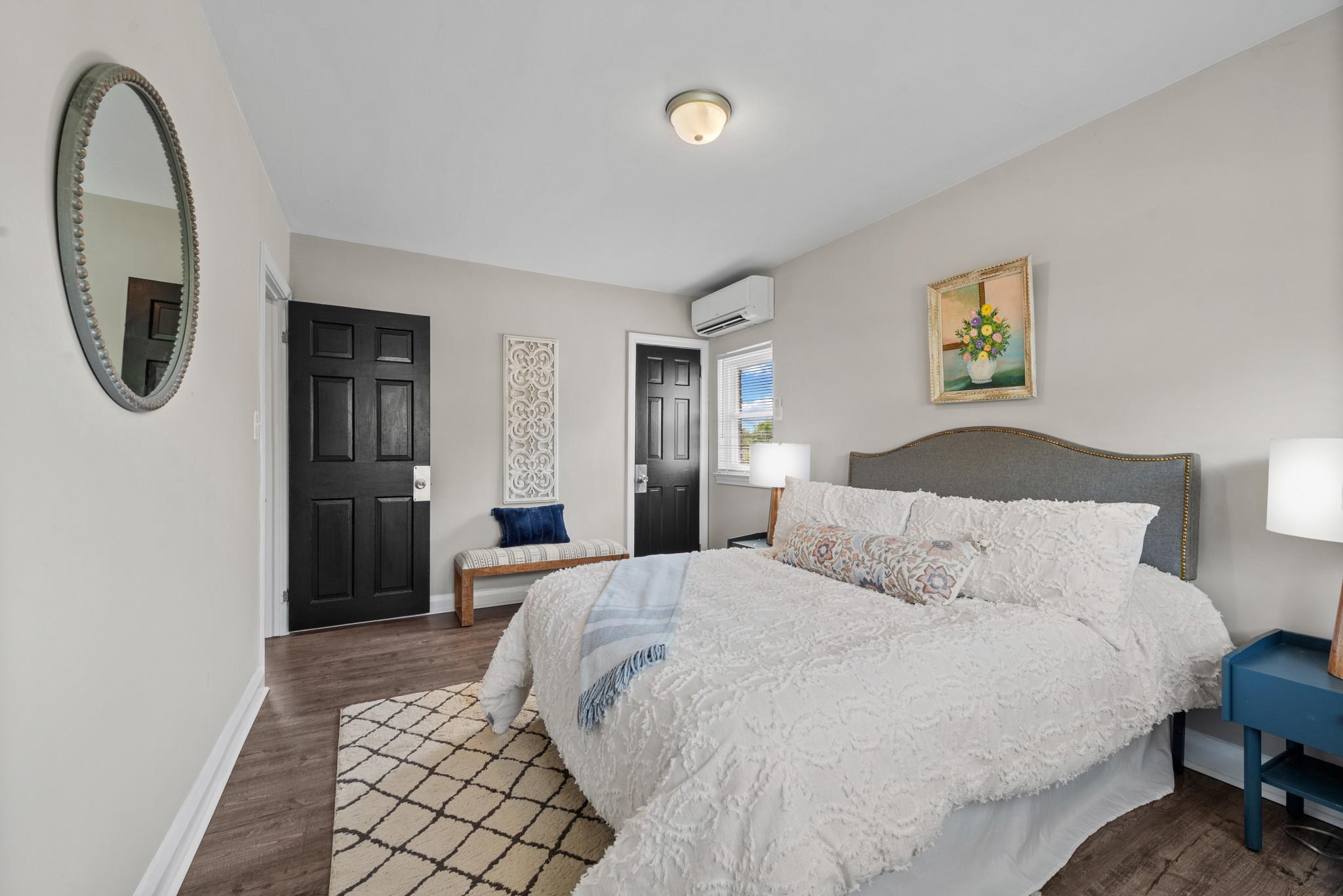 TOWSON - Residential