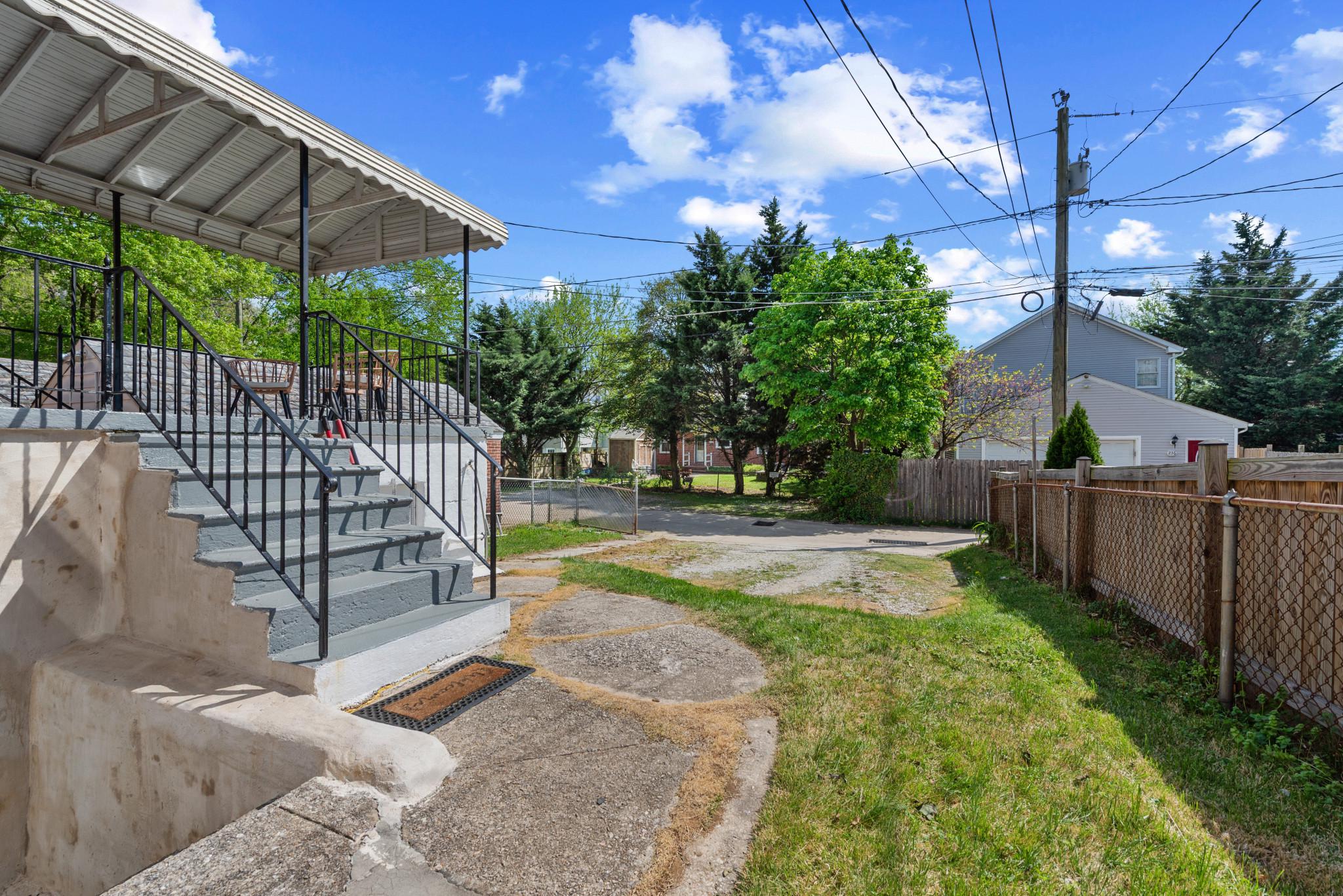 TOWSON - Residential