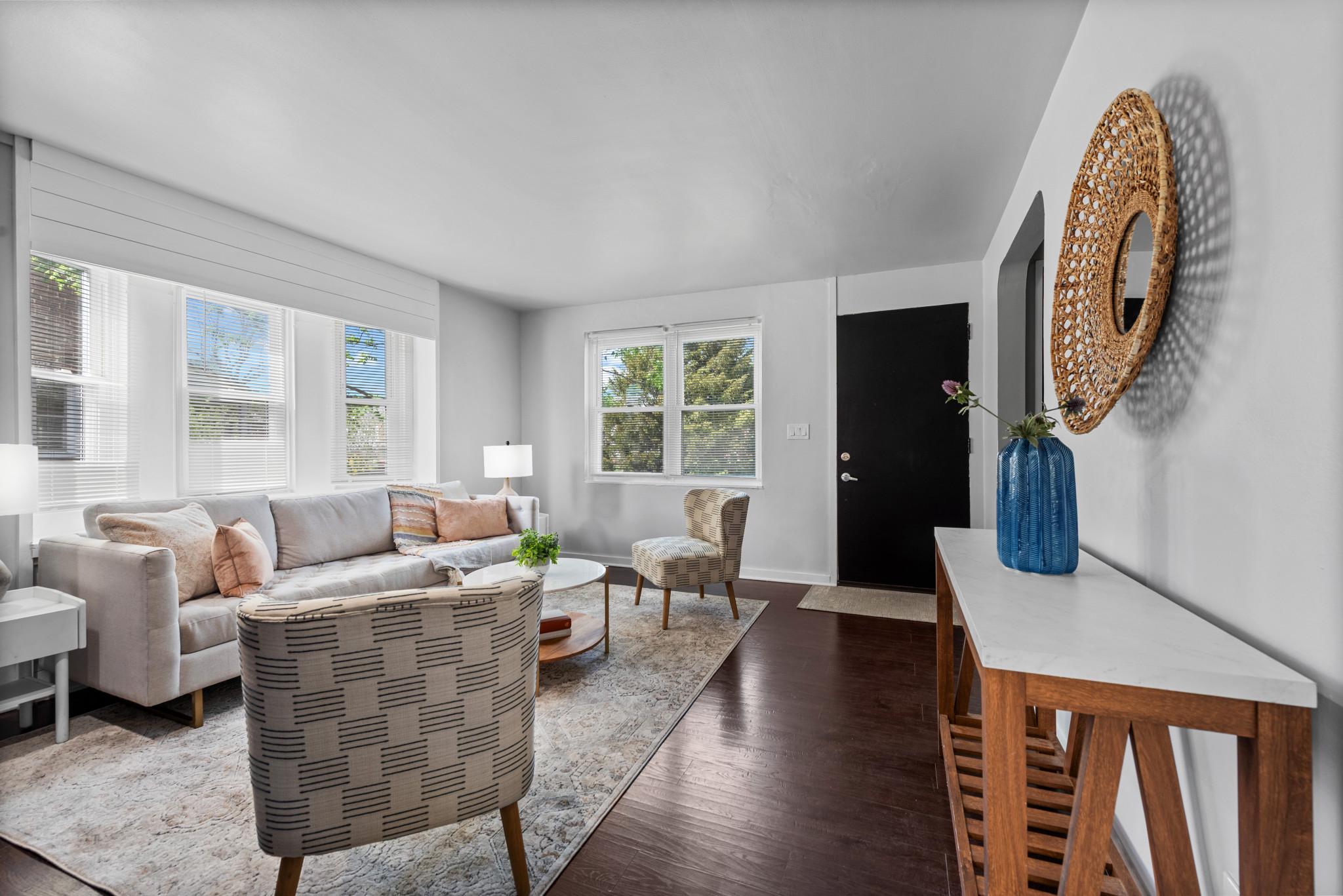 TOWSON - Residential