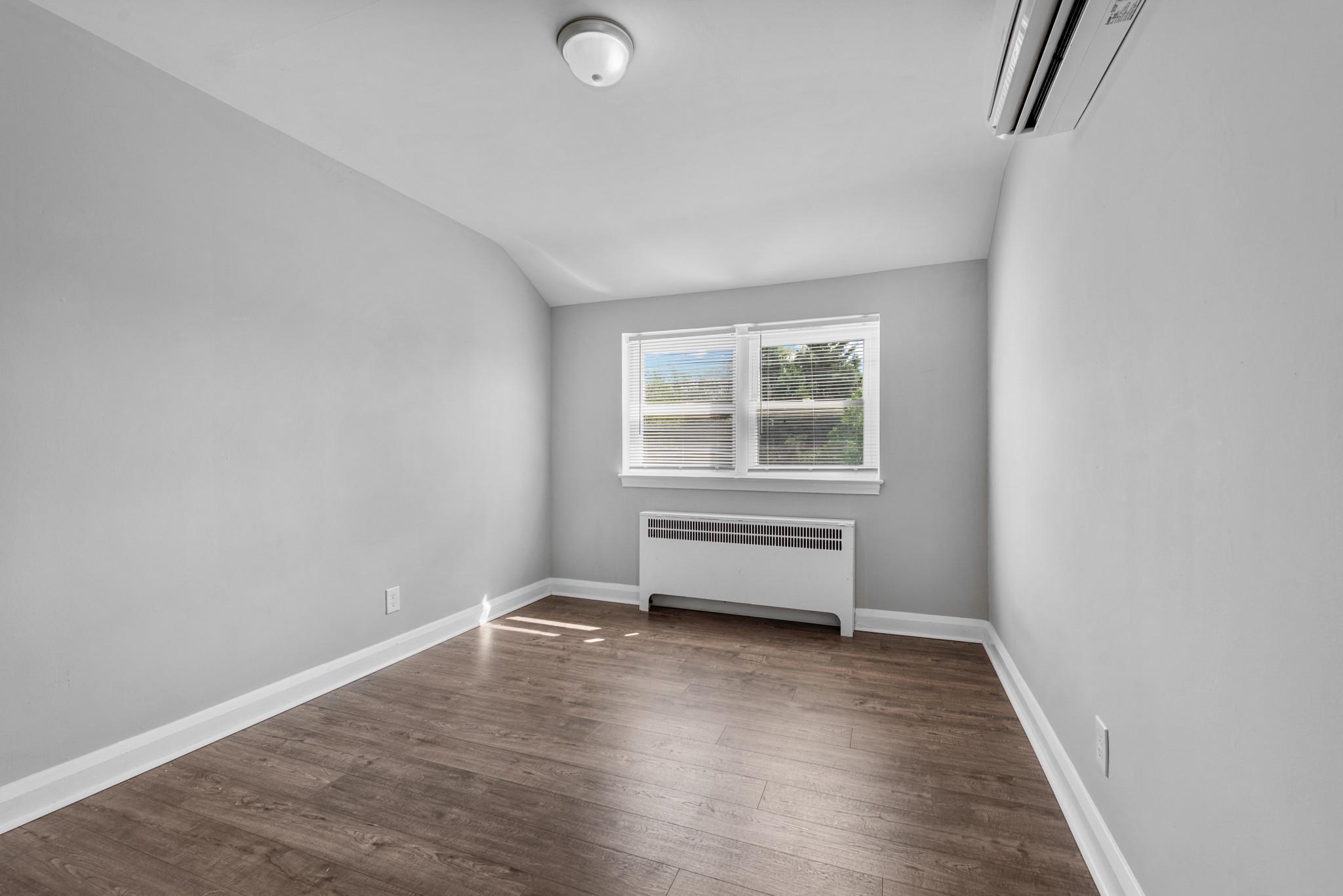 TOWSON - Residential