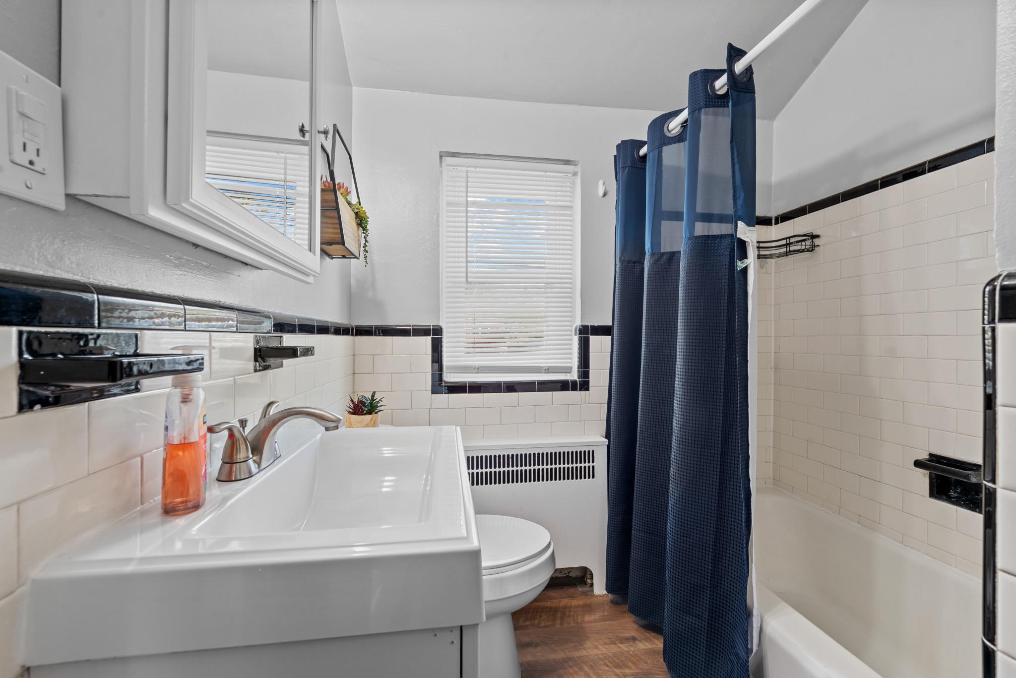 TOWSON - Residential