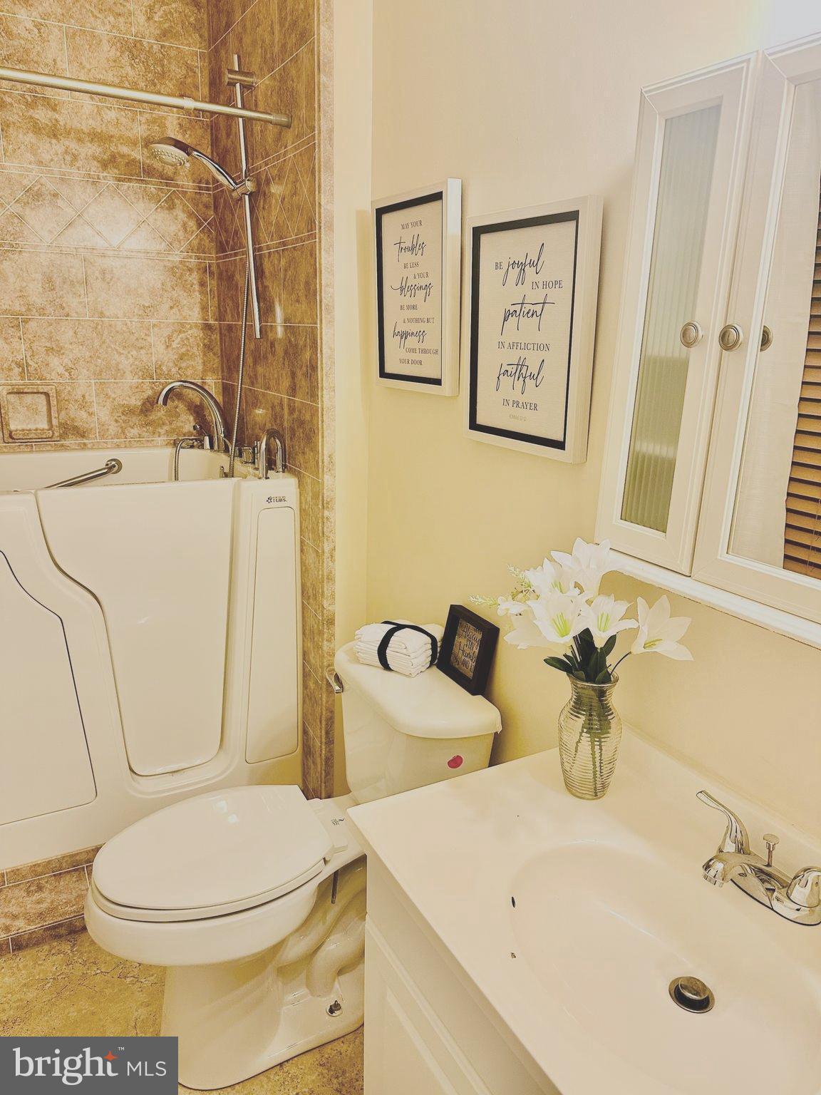 NORTHWOOD-TANGLEWOOD - Residential