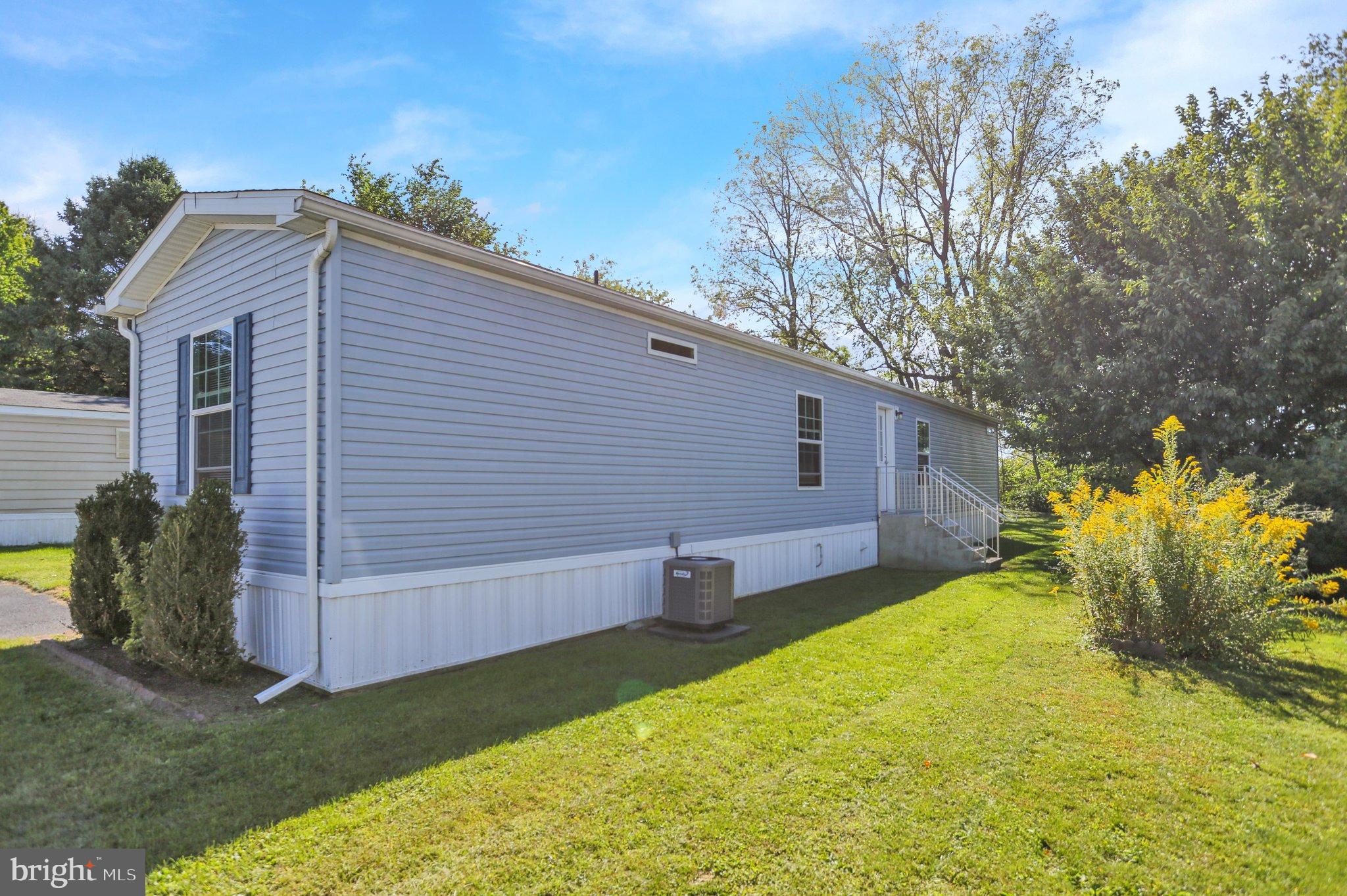 110 NORTHCREST ACRS