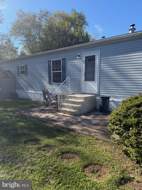 Mobile Home For Sale - 110 Northcrest Acrs<br/> LEBANON, PA 17046