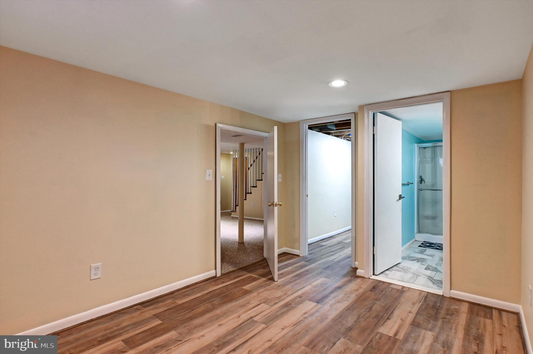 DEVONSHIRE FOREST - Residential