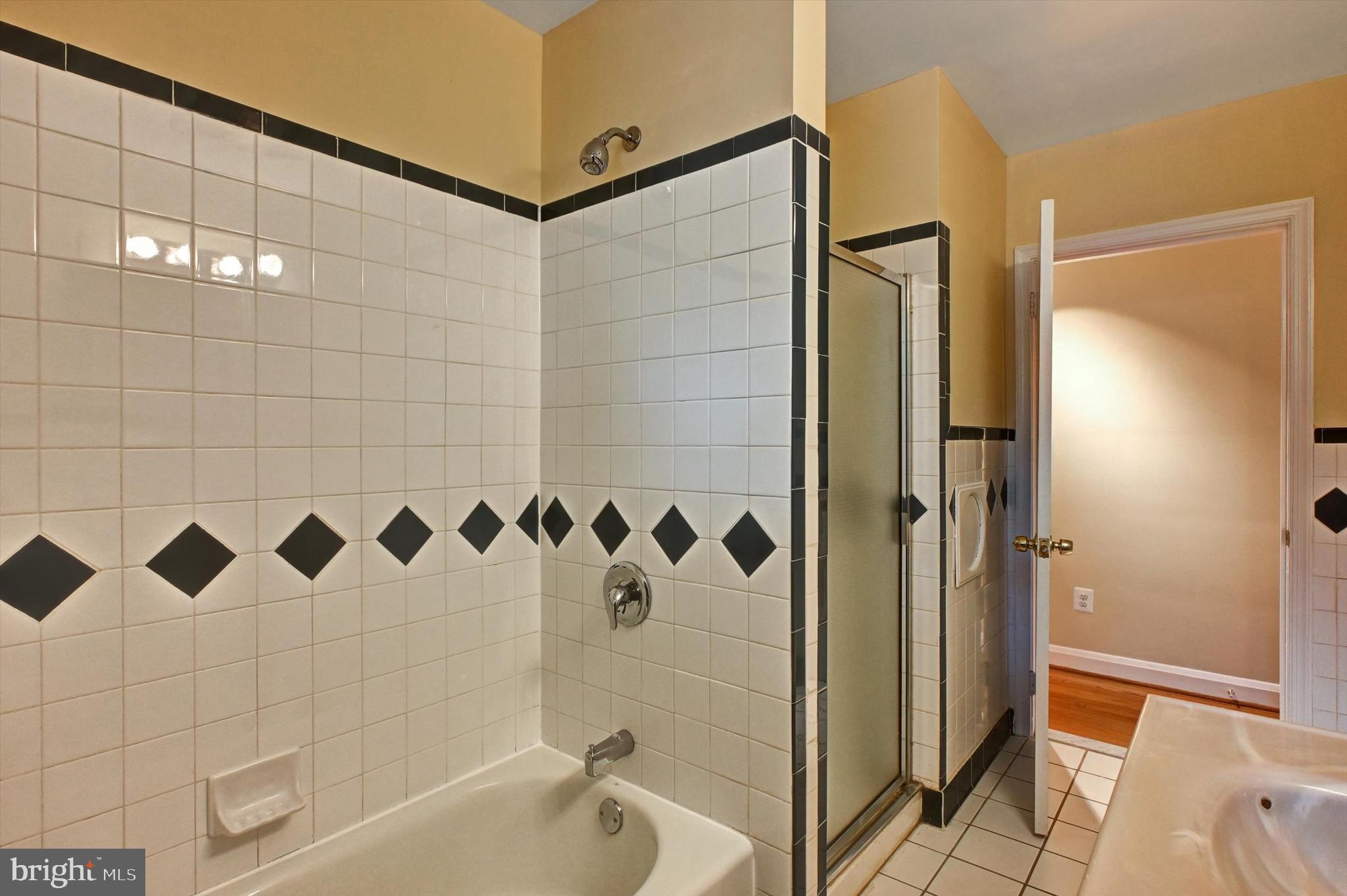 DEVONSHIRE FOREST - Residential