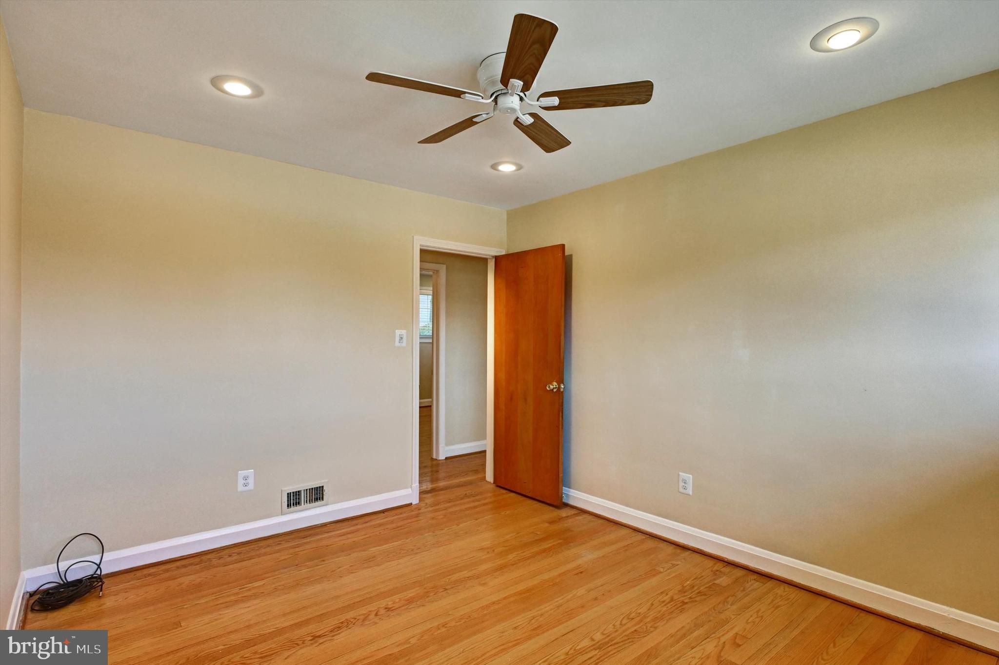 DEVONSHIRE FOREST - Residential