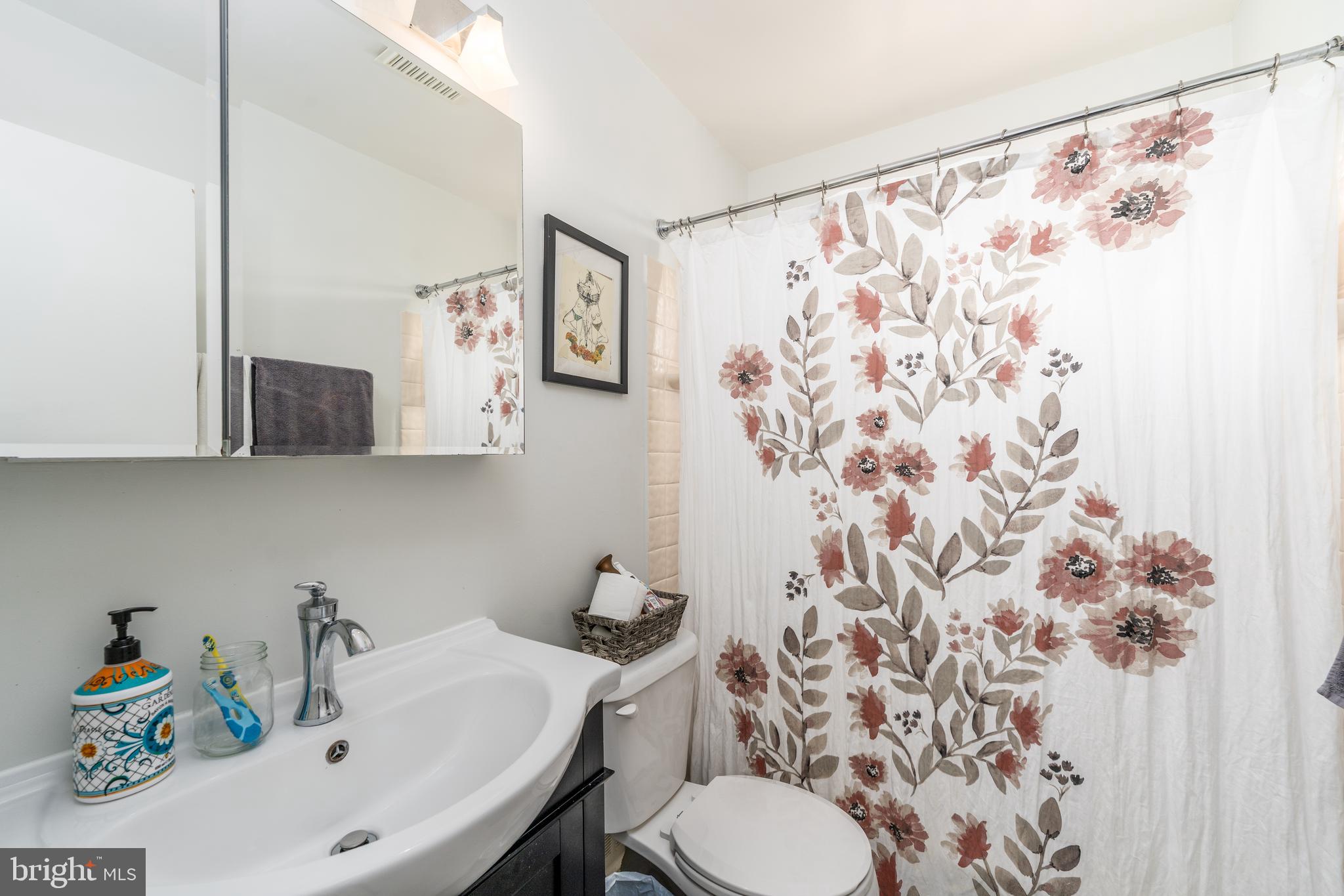 CONN AVE PARK - Residential Lease