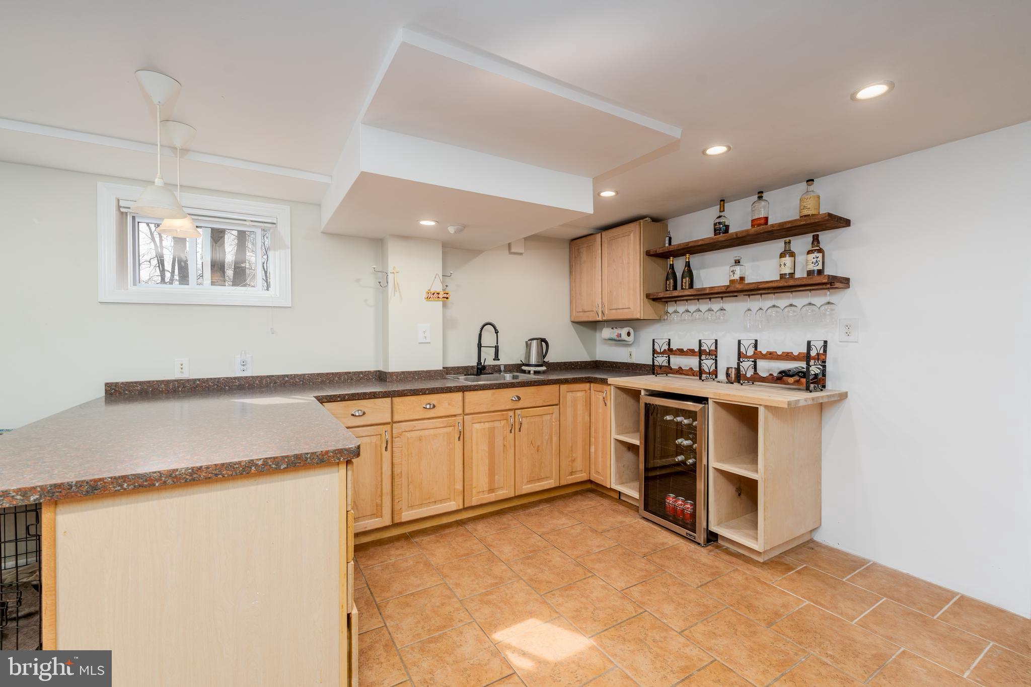 CONN AVE PARK - Residential Lease