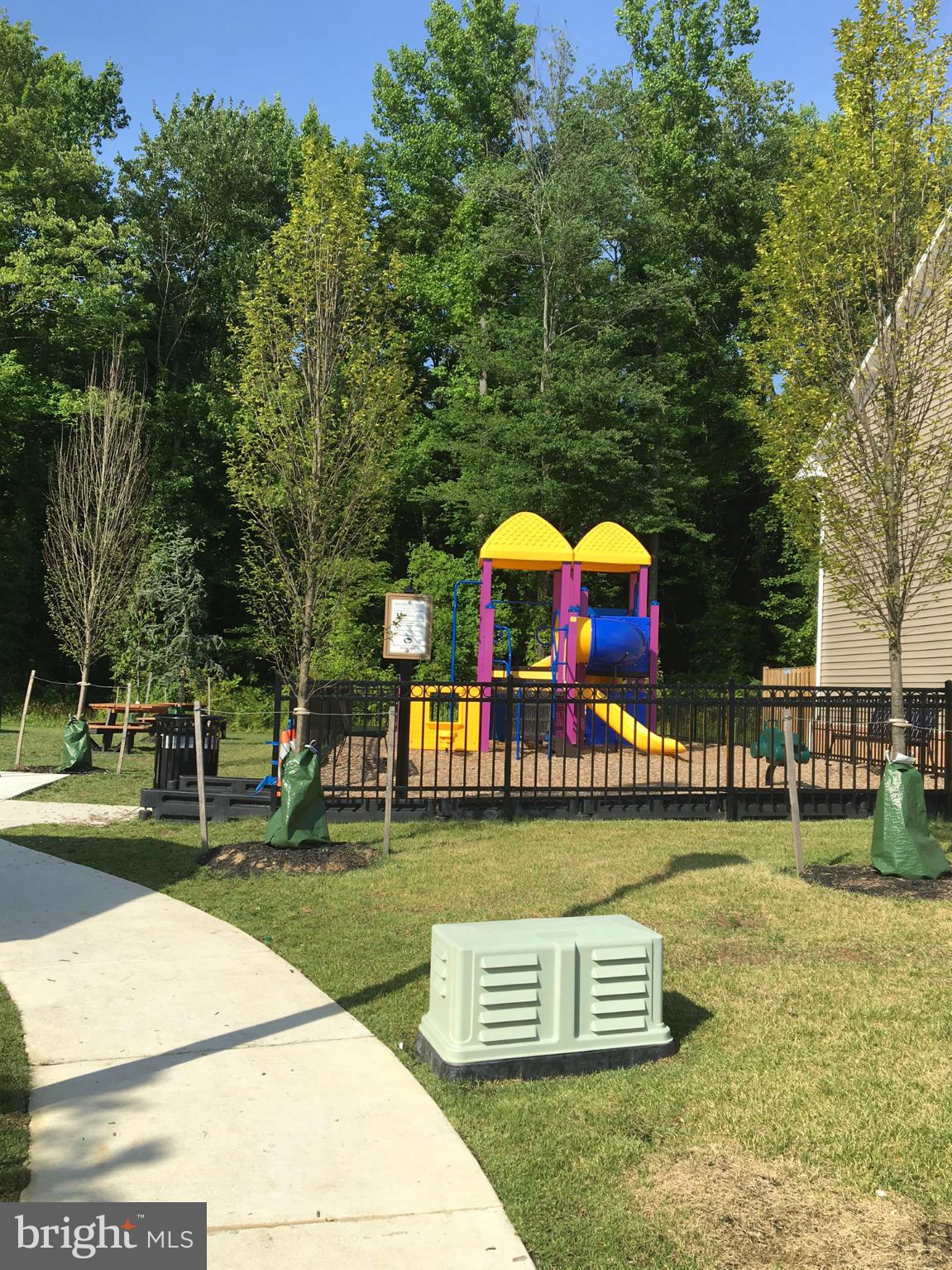 BALDWIN MANOR - Residential