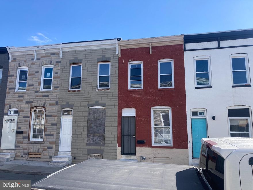 ONLINE AUCTION: Bidding begins 03/27/2025 @ 10:00 AM. Bidding ends 03/31/2025 @ 11:10 AM. List Price is Suggested Opening Bid. 2 Story Townhouse located in the Milton-Montford area of Baltimore City. Residents can enjoy the nearby attractions such as John Hopkins Hospital, Northeast Market, John Hopkins MARC Station, & Patterson Park. Property is Occupied. Easy Access to Major Traffic Artery Orleans St. Deposit: $5,000.