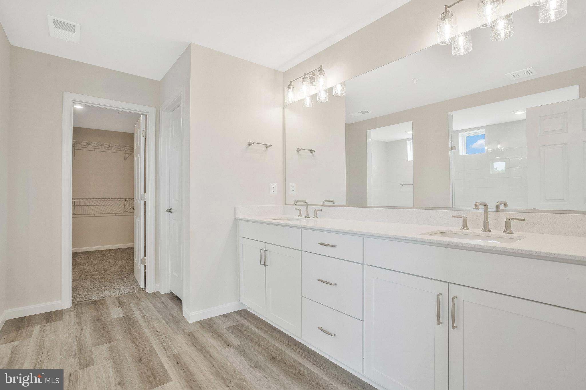 CLARK'S REST - Residential