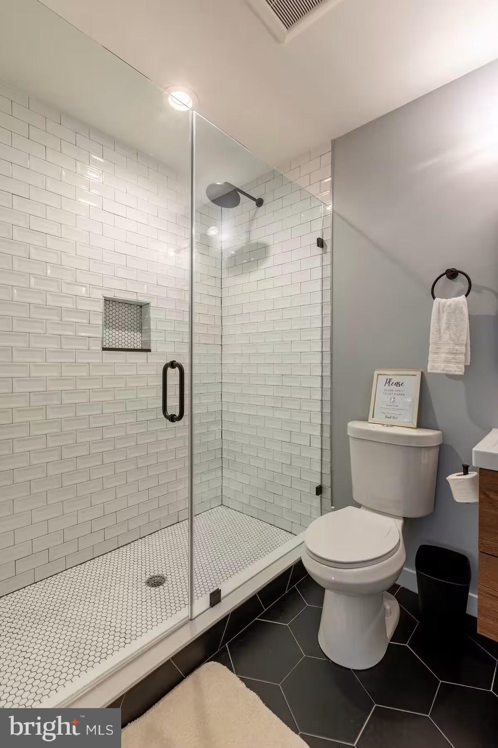 GRAYS FERRY - Residential Lease