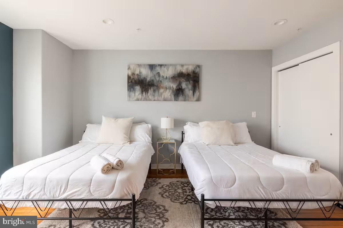 GRAYS FERRY - Residential Lease