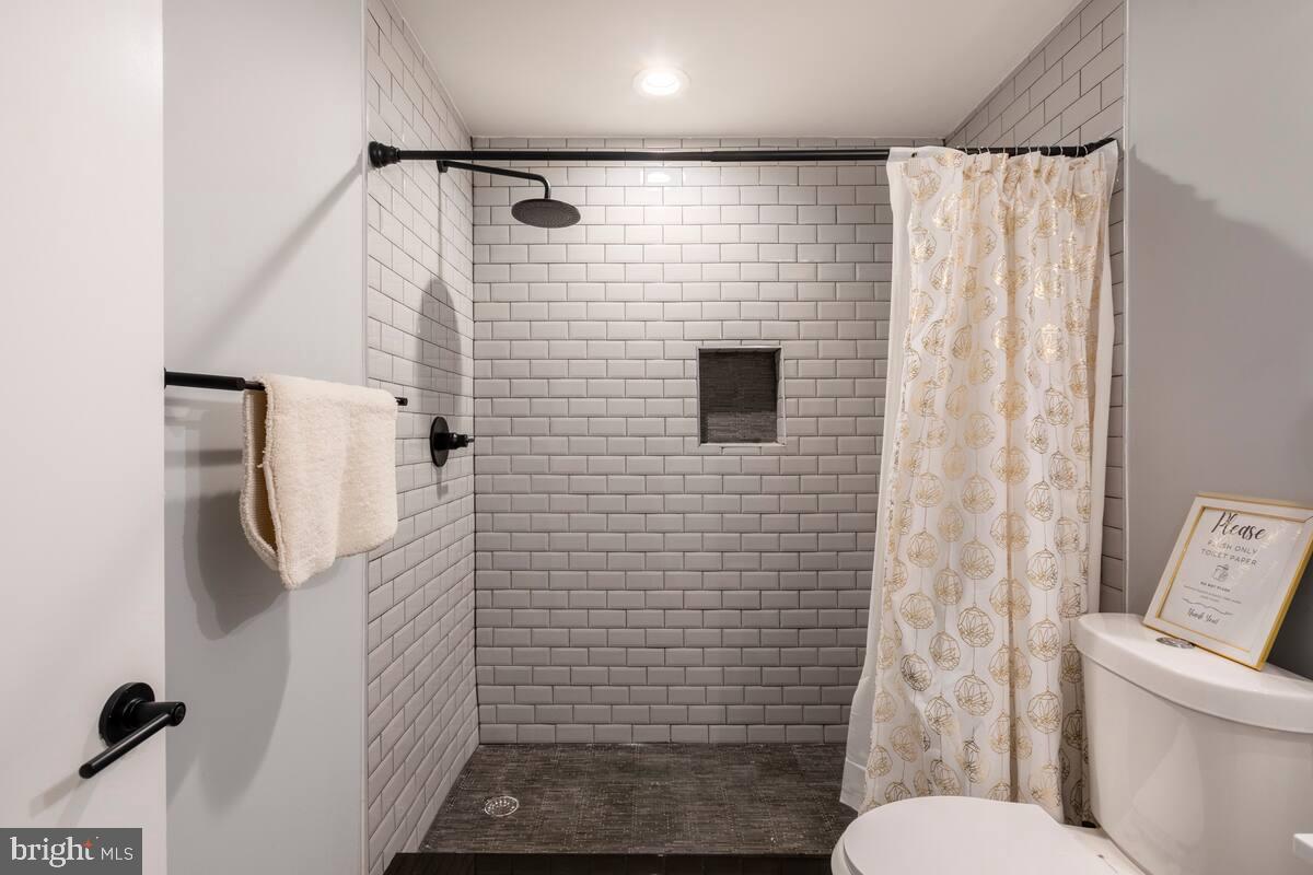 GRAYS FERRY - Residential Lease