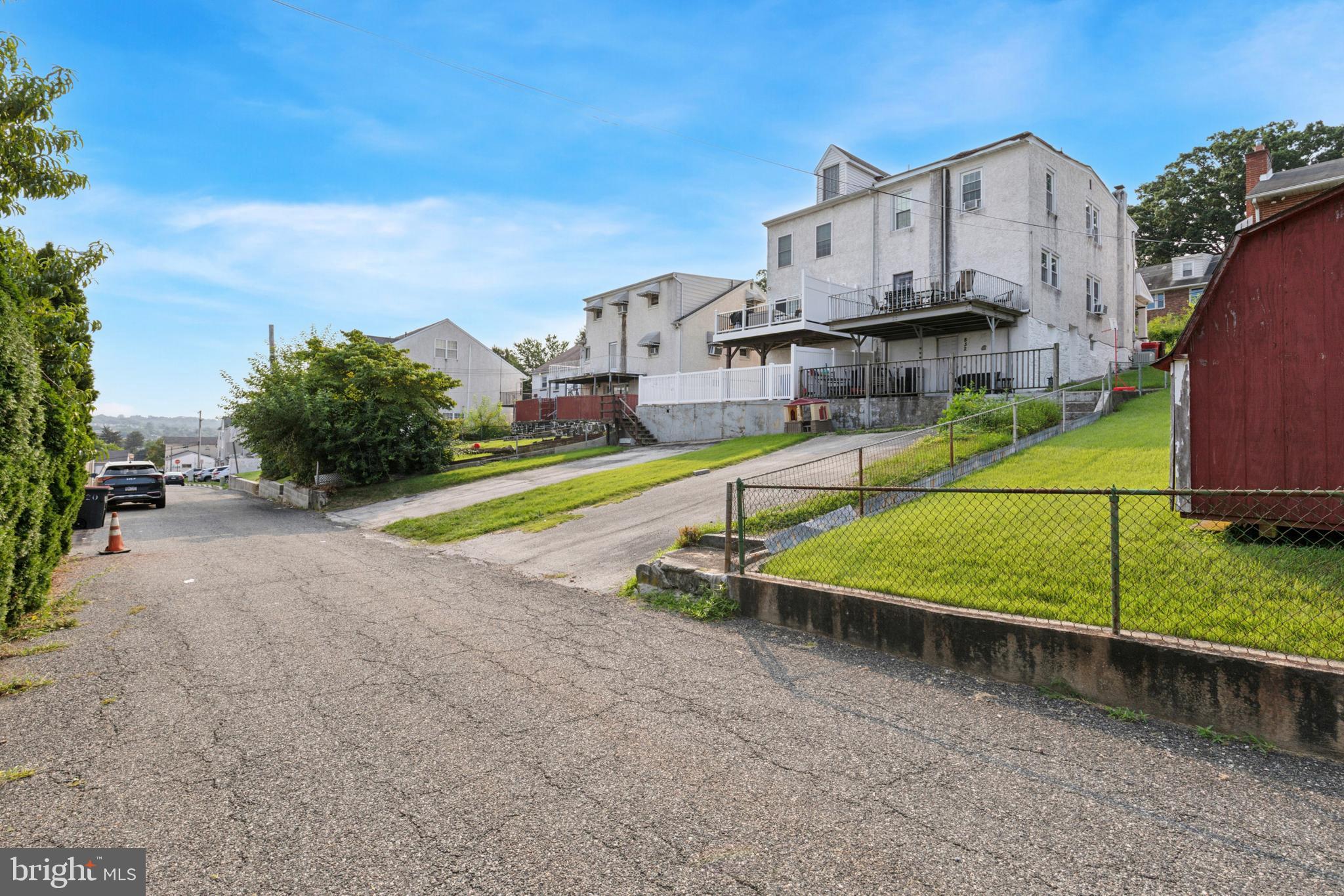 BEAVER HILL - Residential