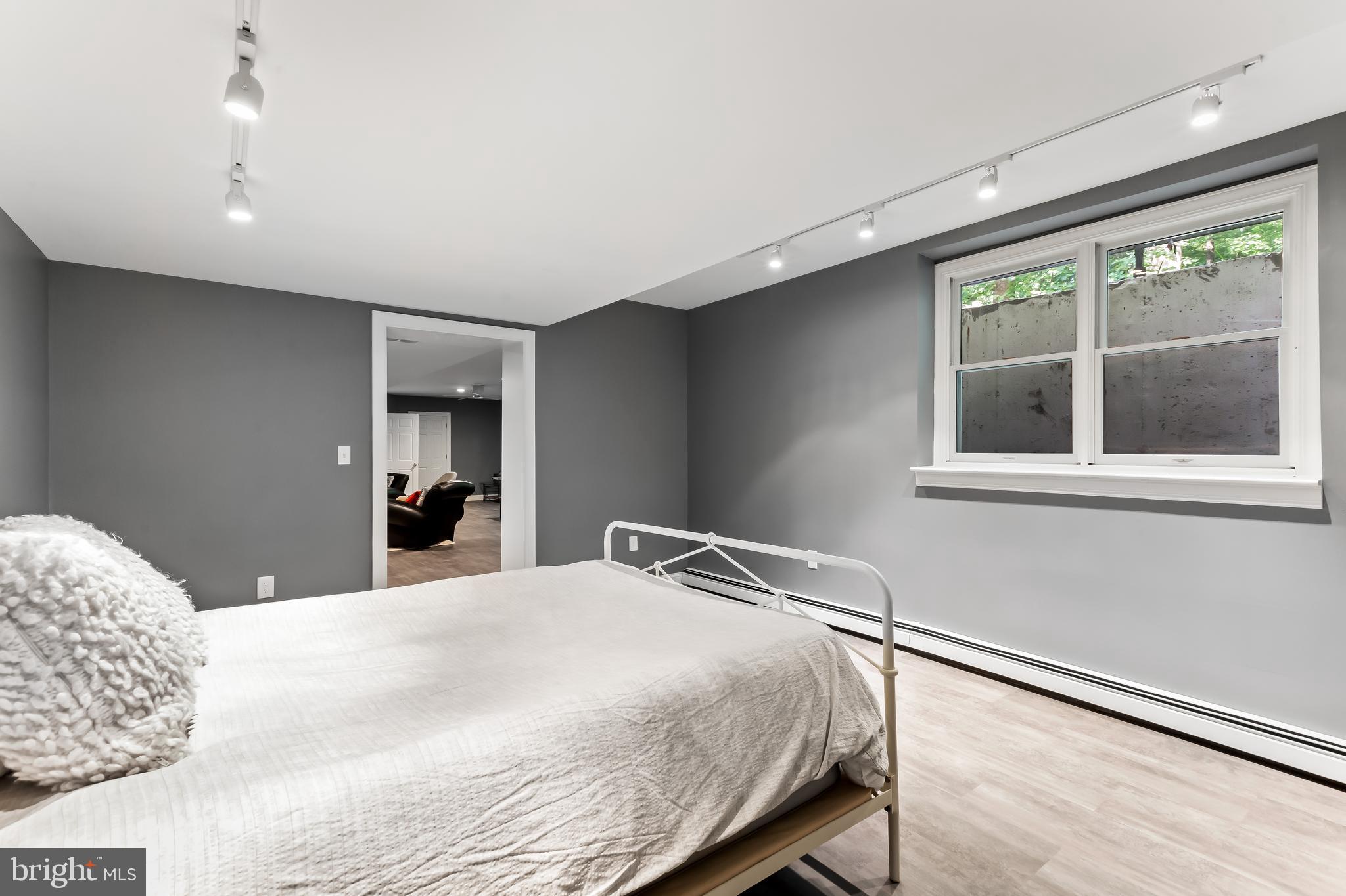 GREENSPRING VALLEY - Residential