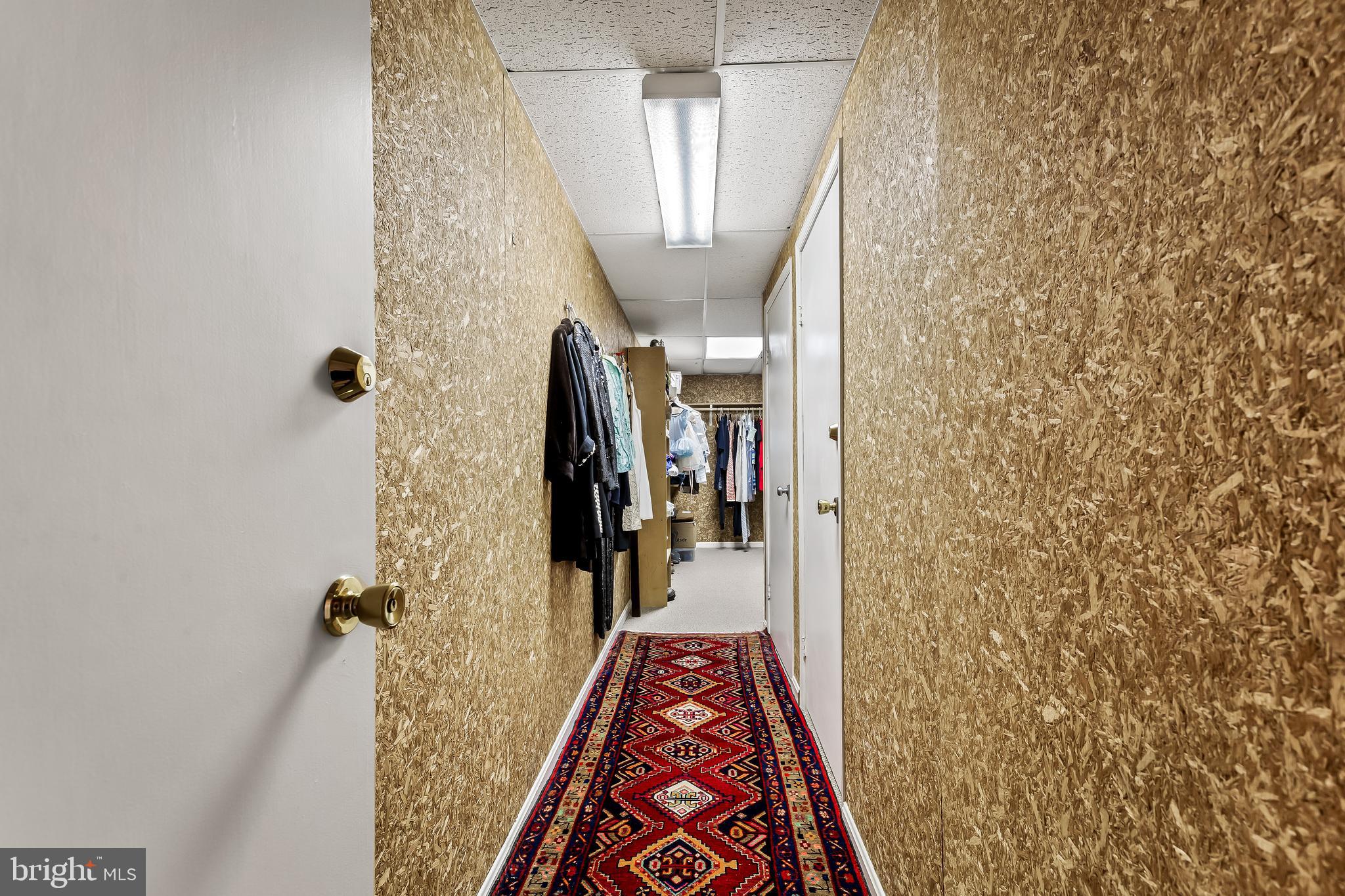 GREENSPRING VALLEY - Residential