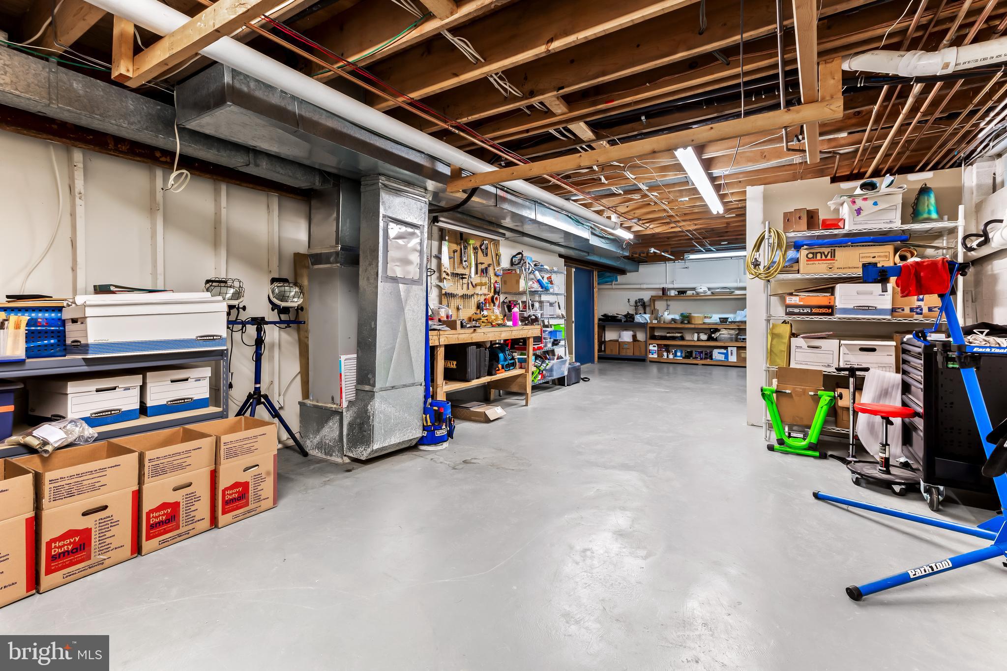 GREENSPRING VALLEY - Residential