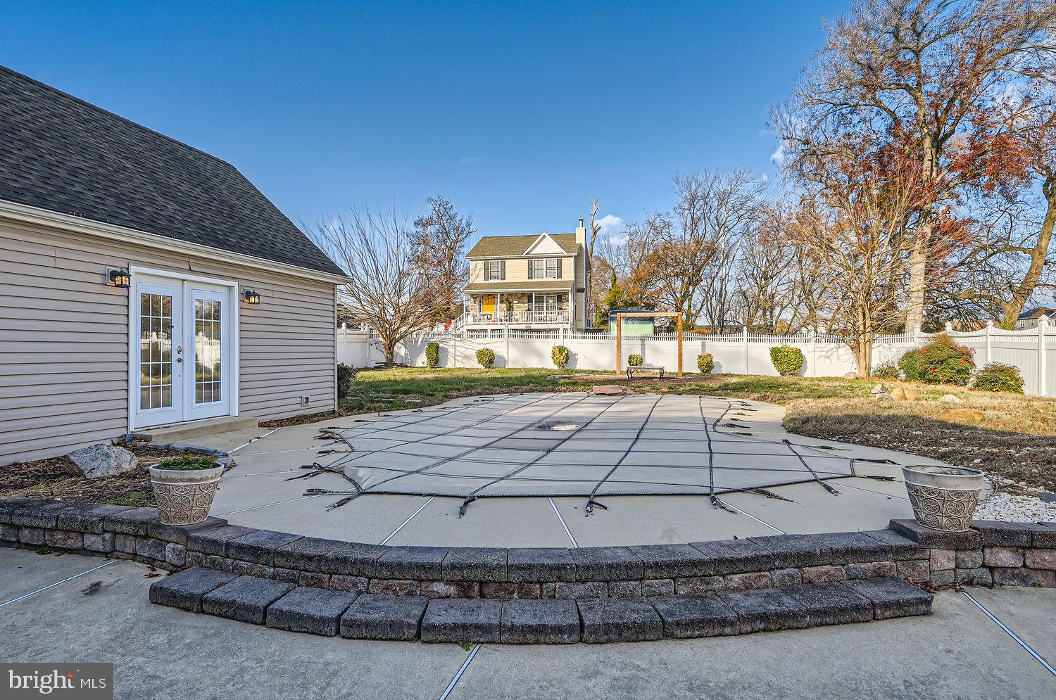 EDGEMERE - Residential