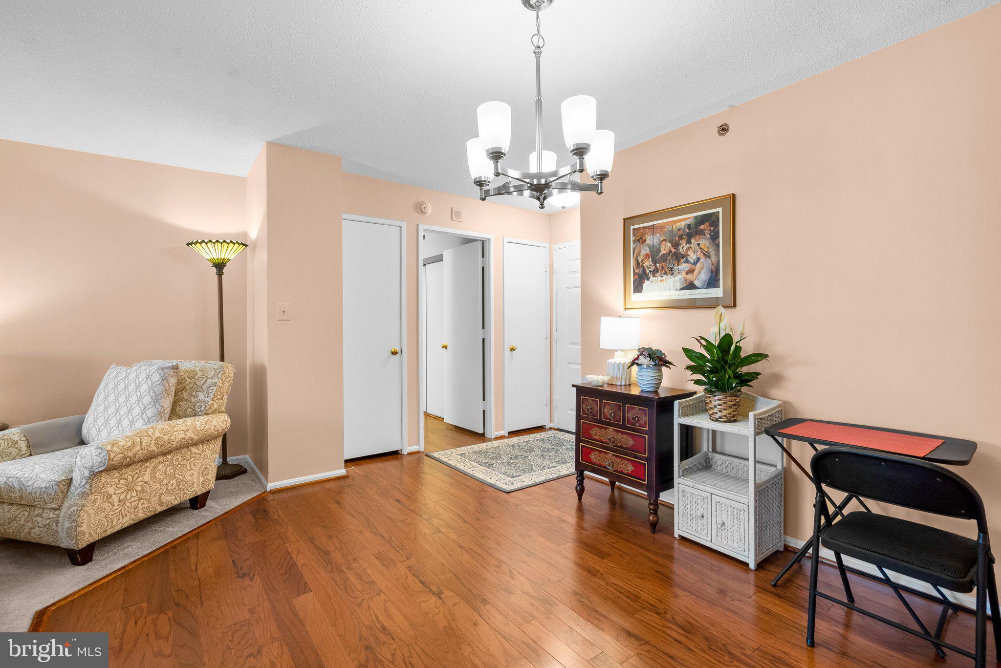 FAIRWAYS SOUTH - Residential