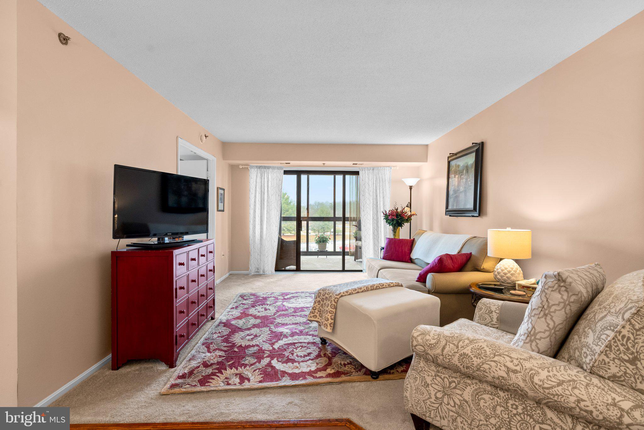 FAIRWAYS SOUTH - Residential