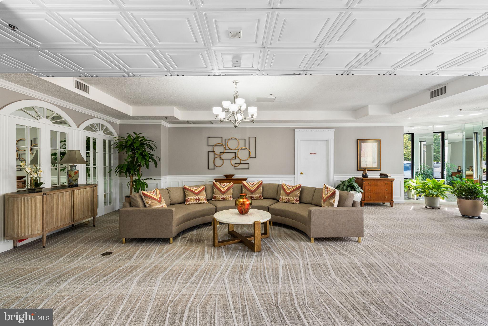 FAIRWAYS SOUTH - Residential