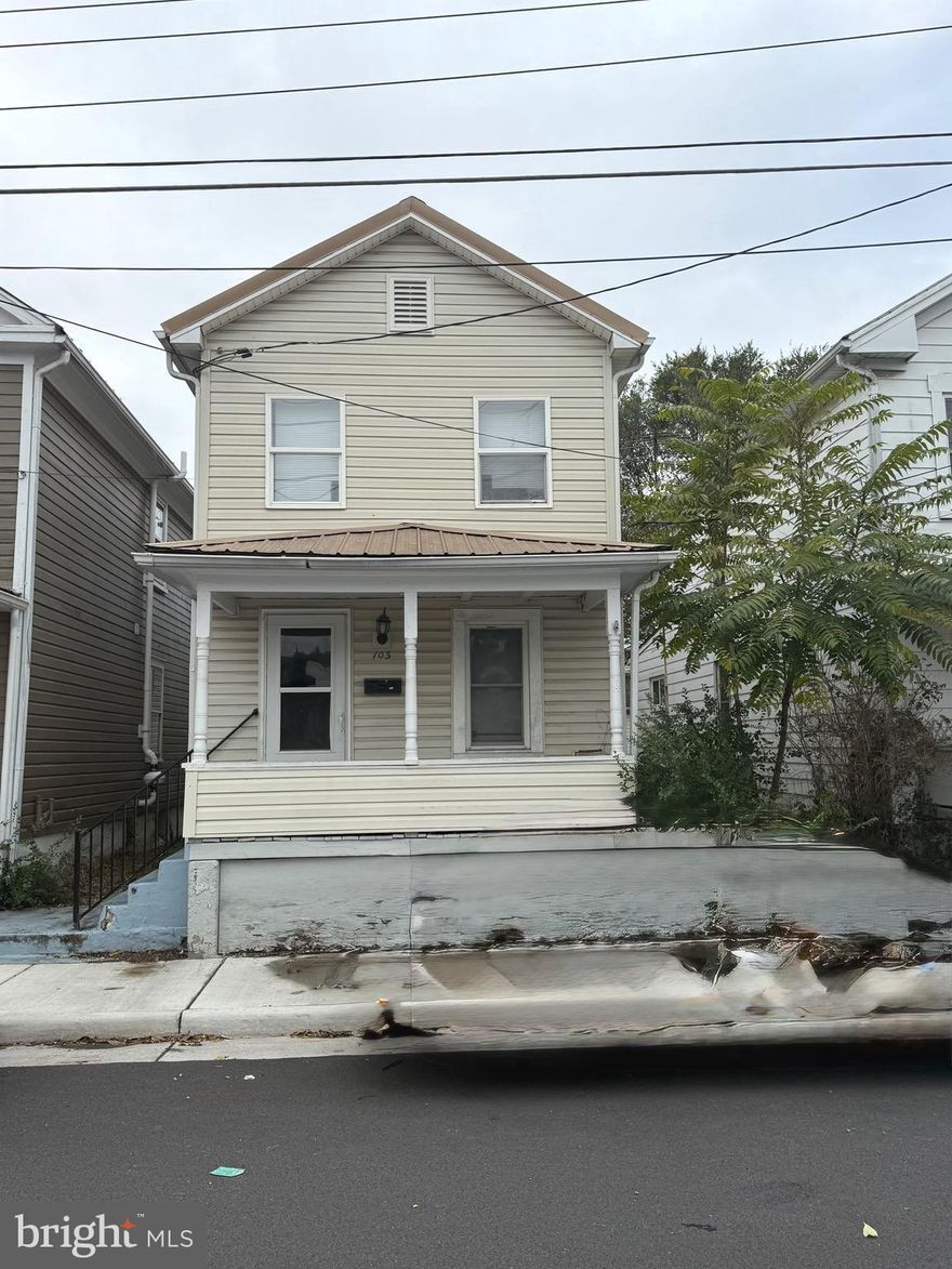 Great investment opportunity in the City of Martinsburg! This 3-bedroom, 2-bath home is currently tenant-occupied and producing steady income at $1,300 per month. The property offers spacious living areas, off-street and rear parking, and convenient access to shopping, dining, and commuter routes. Ideal for investors seeking a turnkey rental with reliable tenants already in place