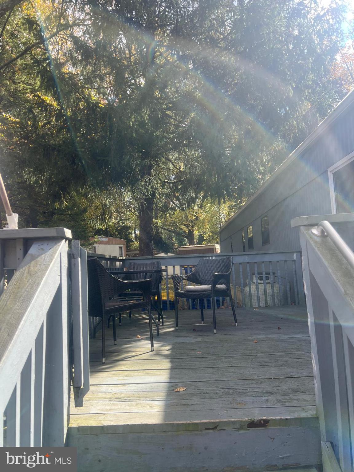 21 HOLLY HILL DRIVE 21