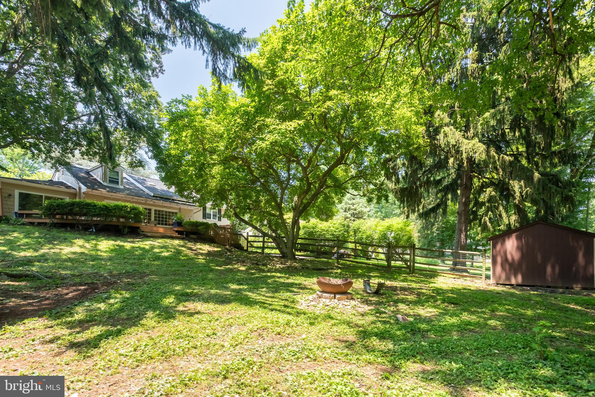 VALLEY HILLS - Residential