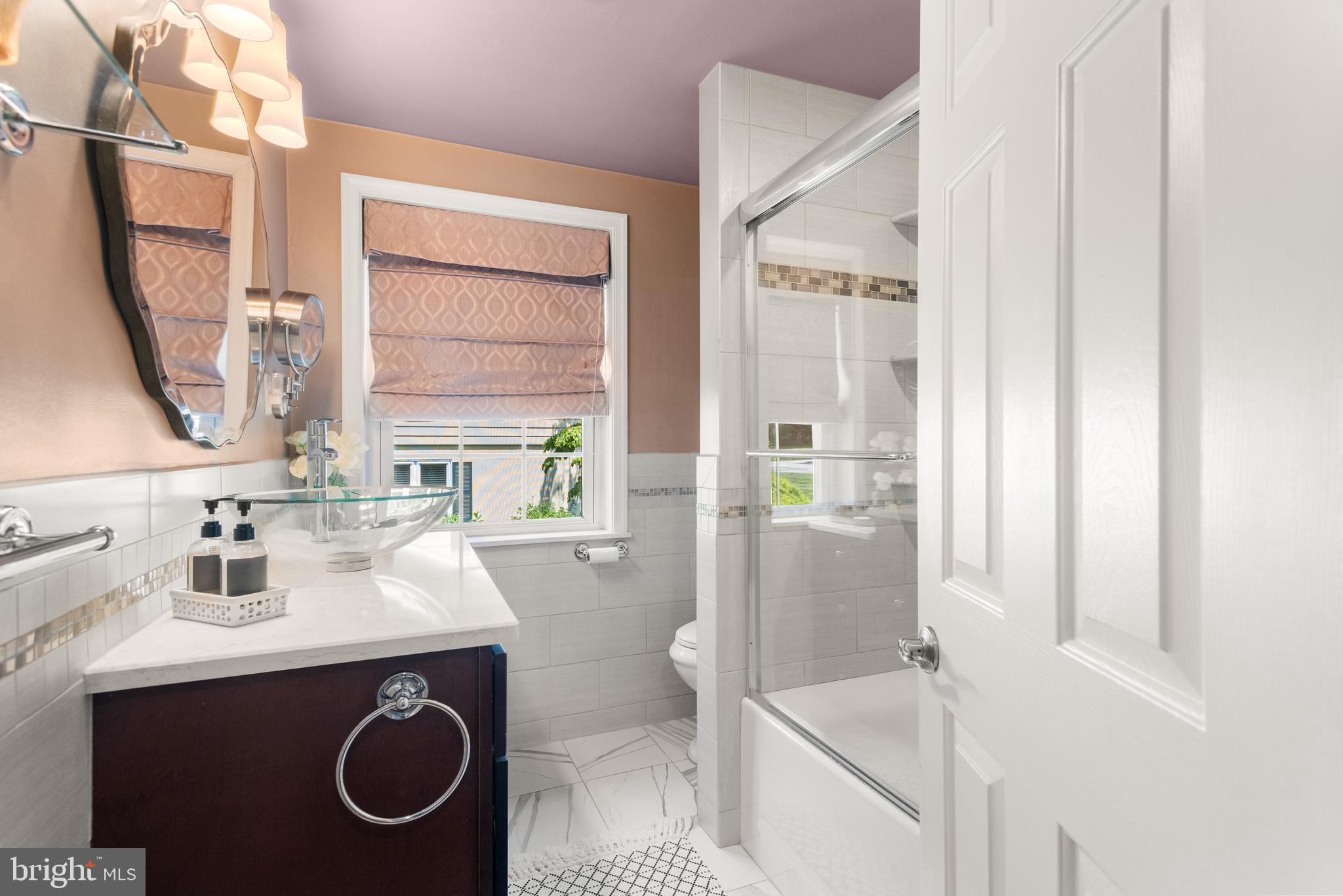 VALLEY HILLS - Residential