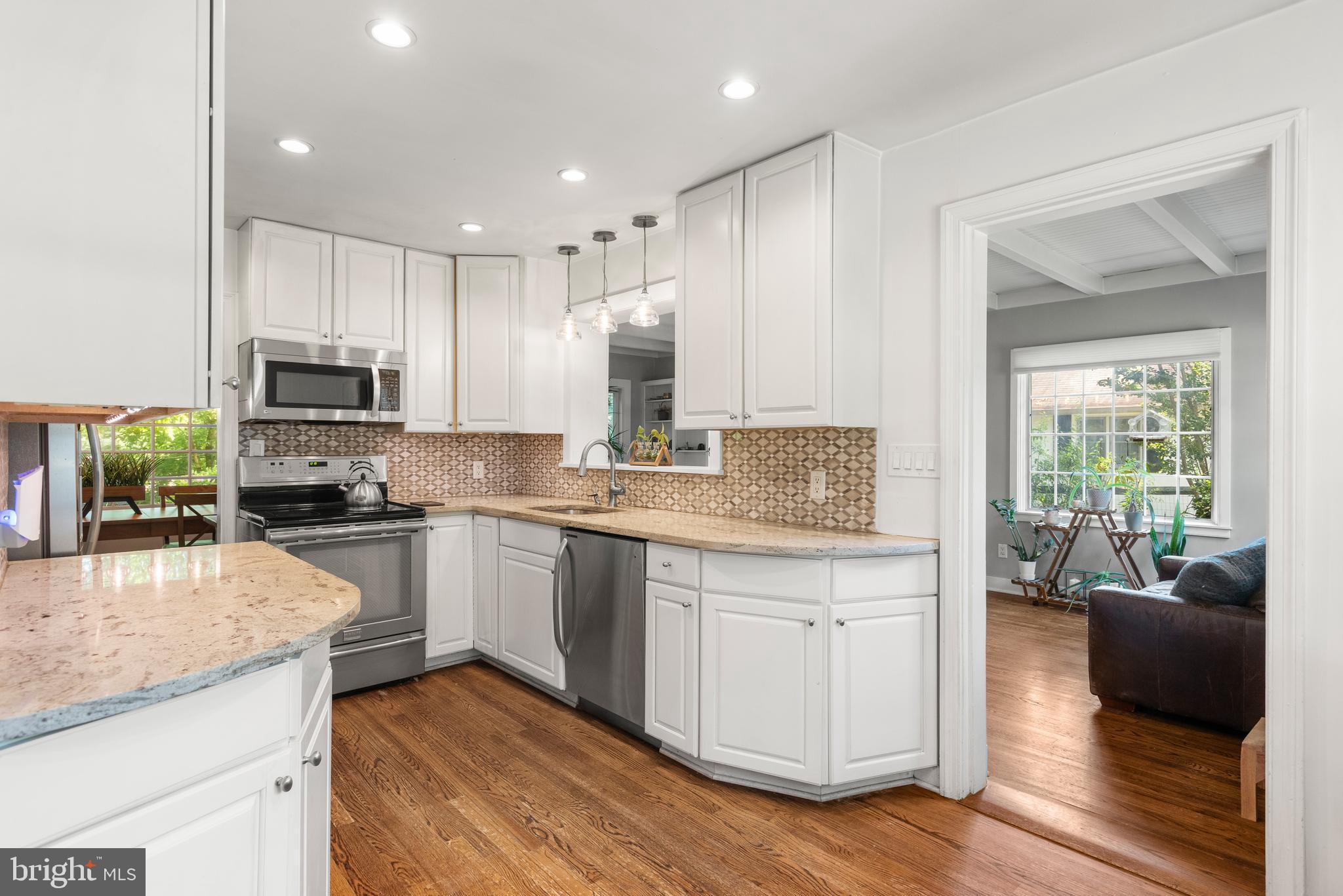 VALLEY HILLS - Residential