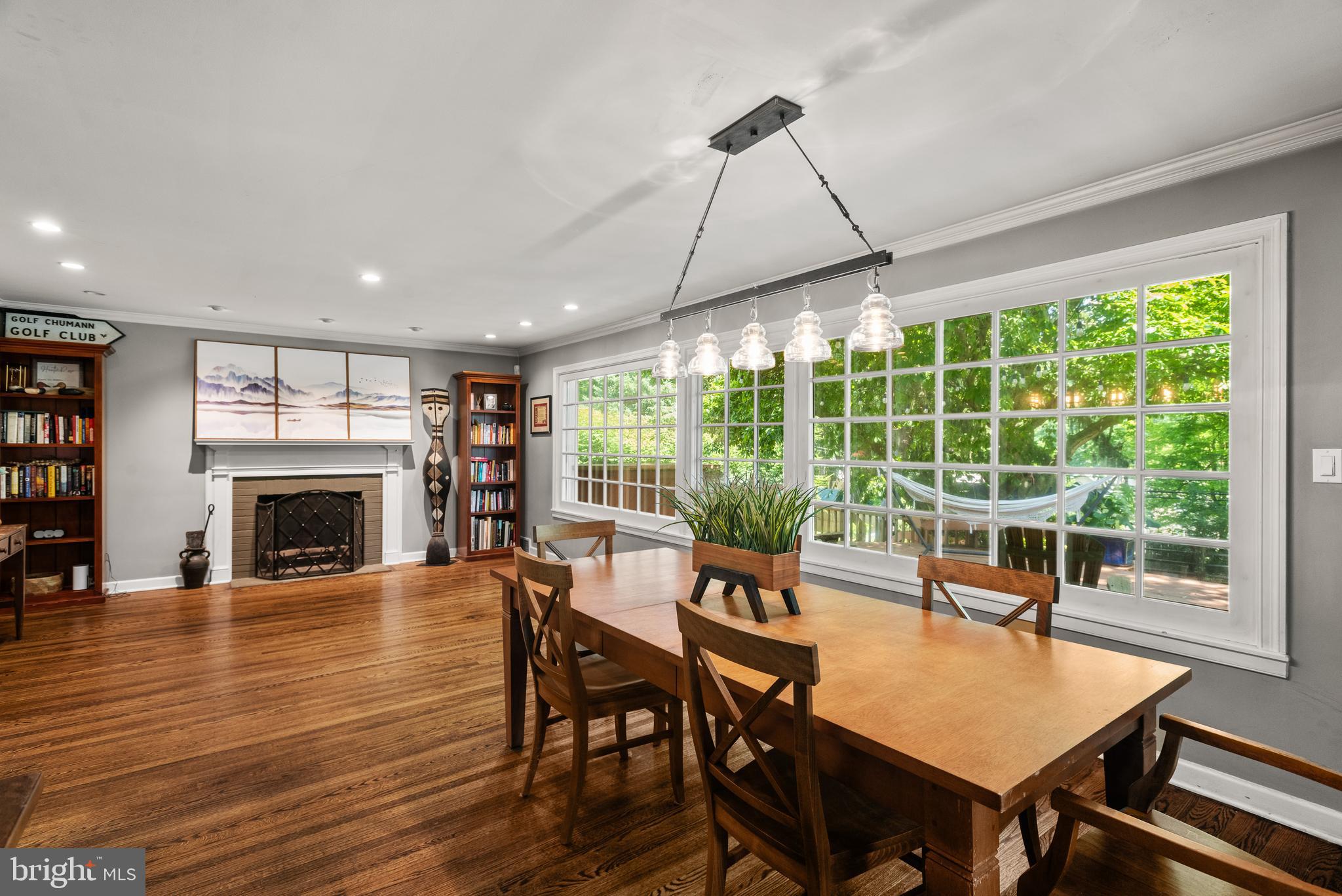 VALLEY HILLS - Residential