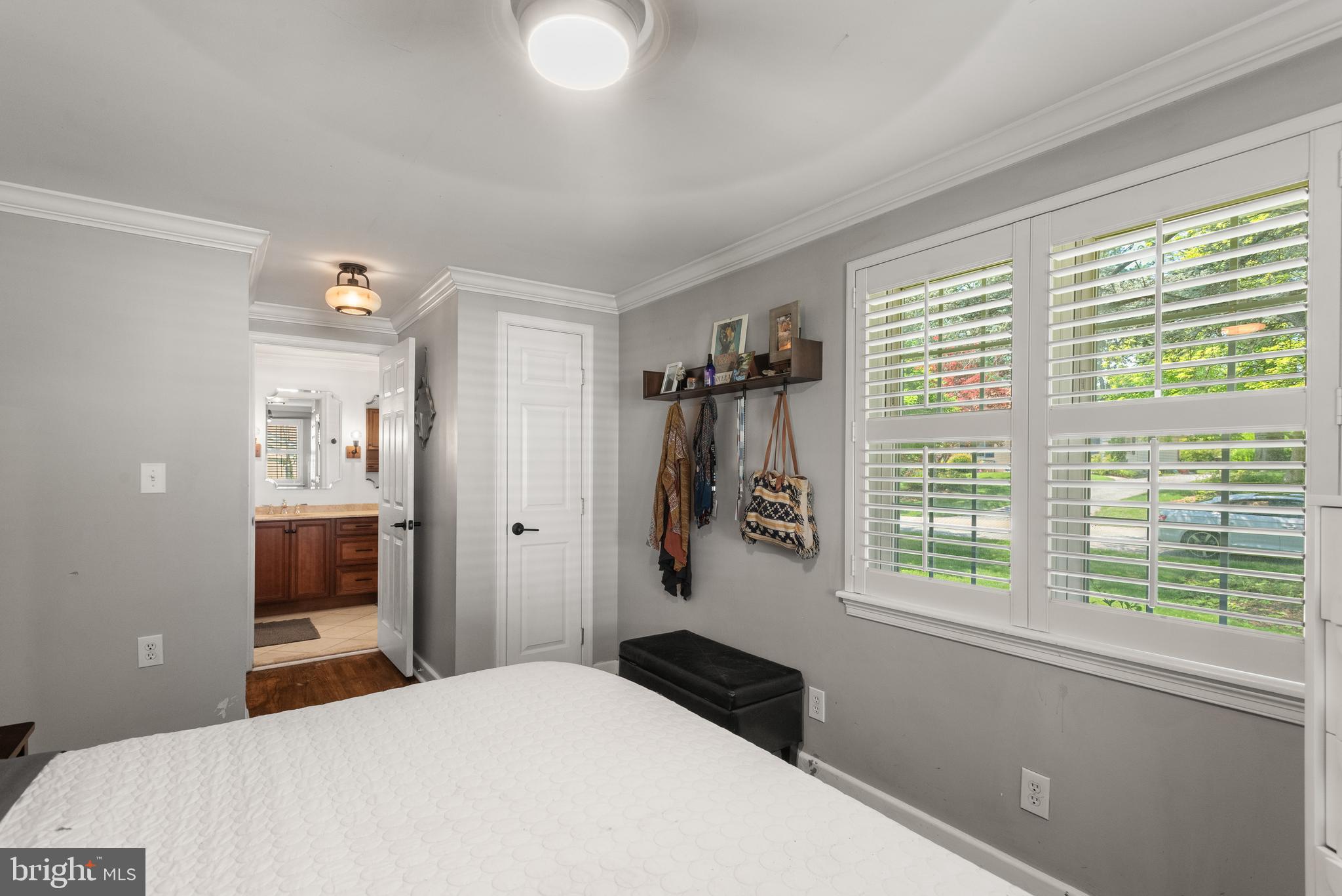 VALLEY HILLS - Residential