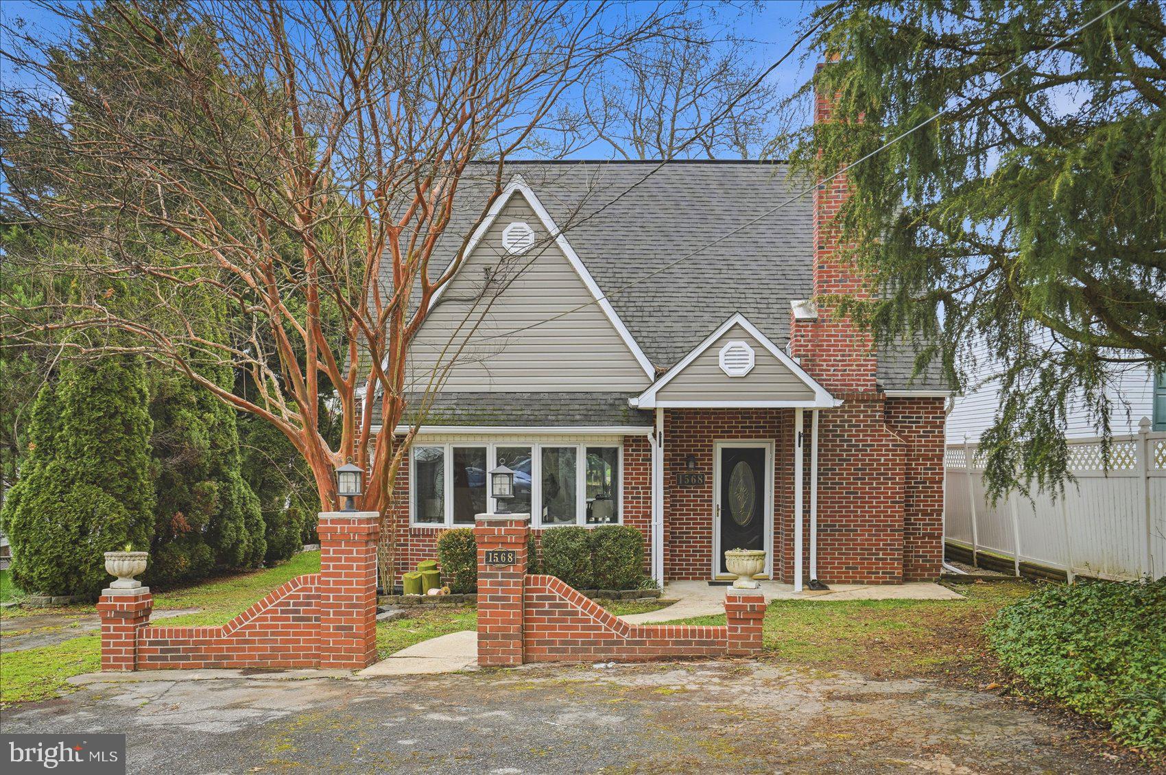 HYDE PARK - Residential