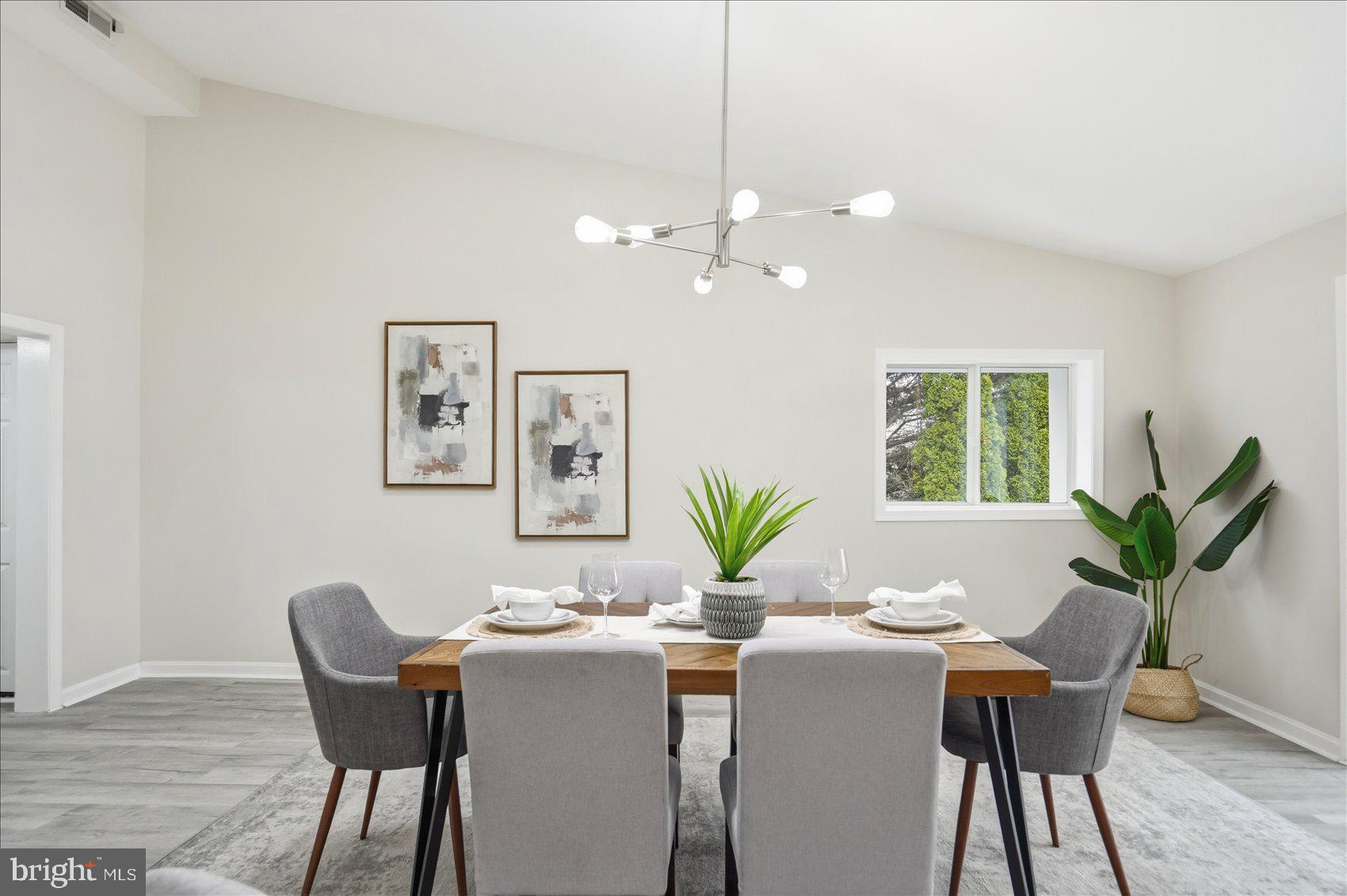 HYDE PARK - Residential