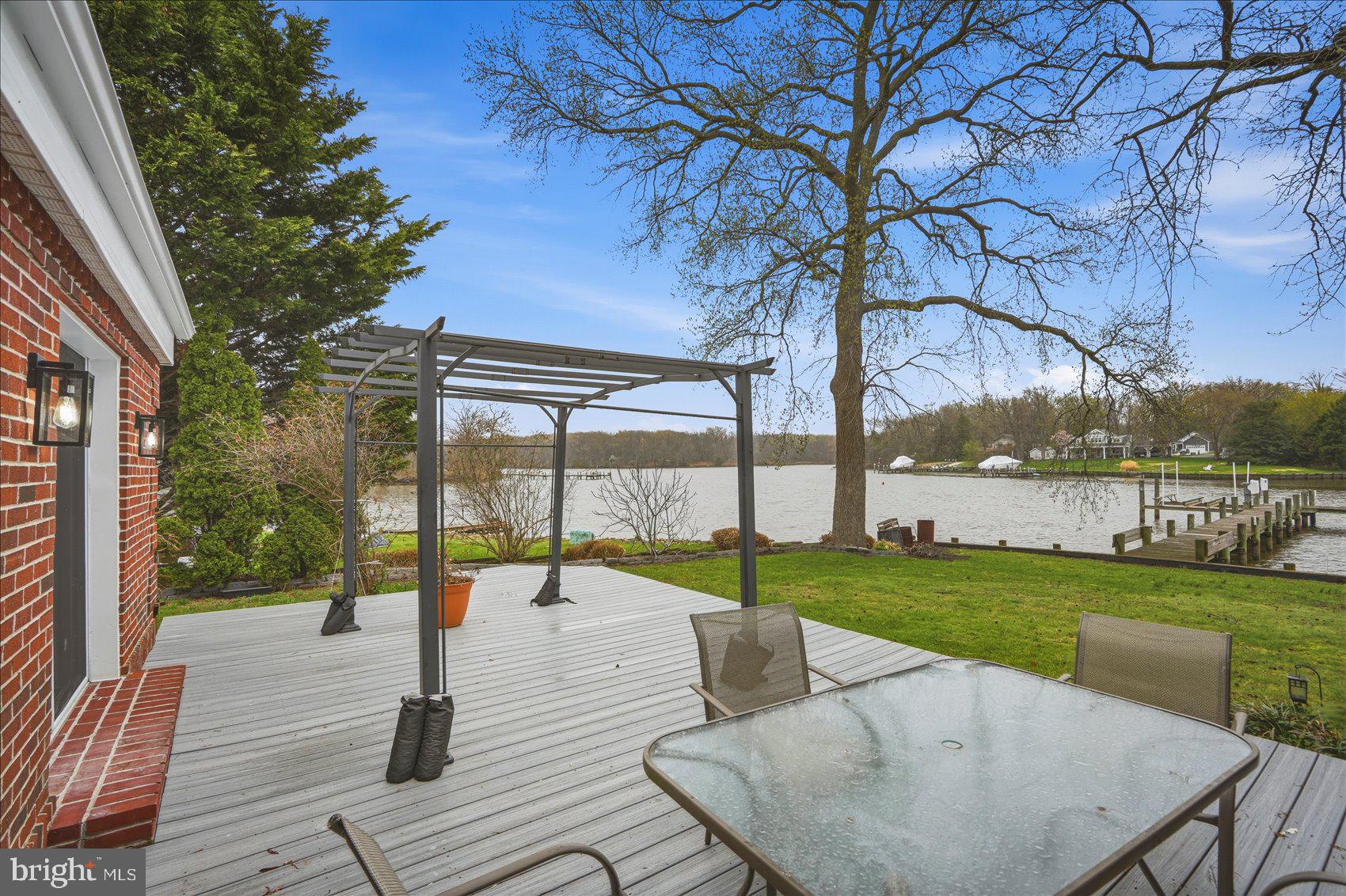 HYDE PARK - Residential