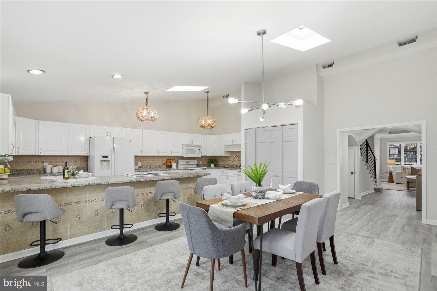 HYDE PARK - Residential