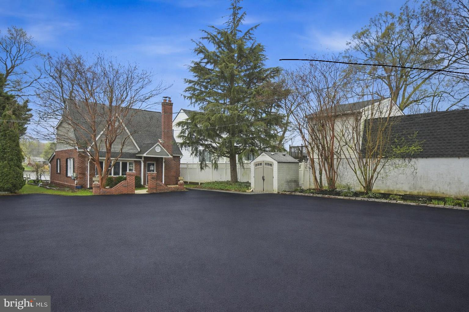 HYDE PARK - Residential