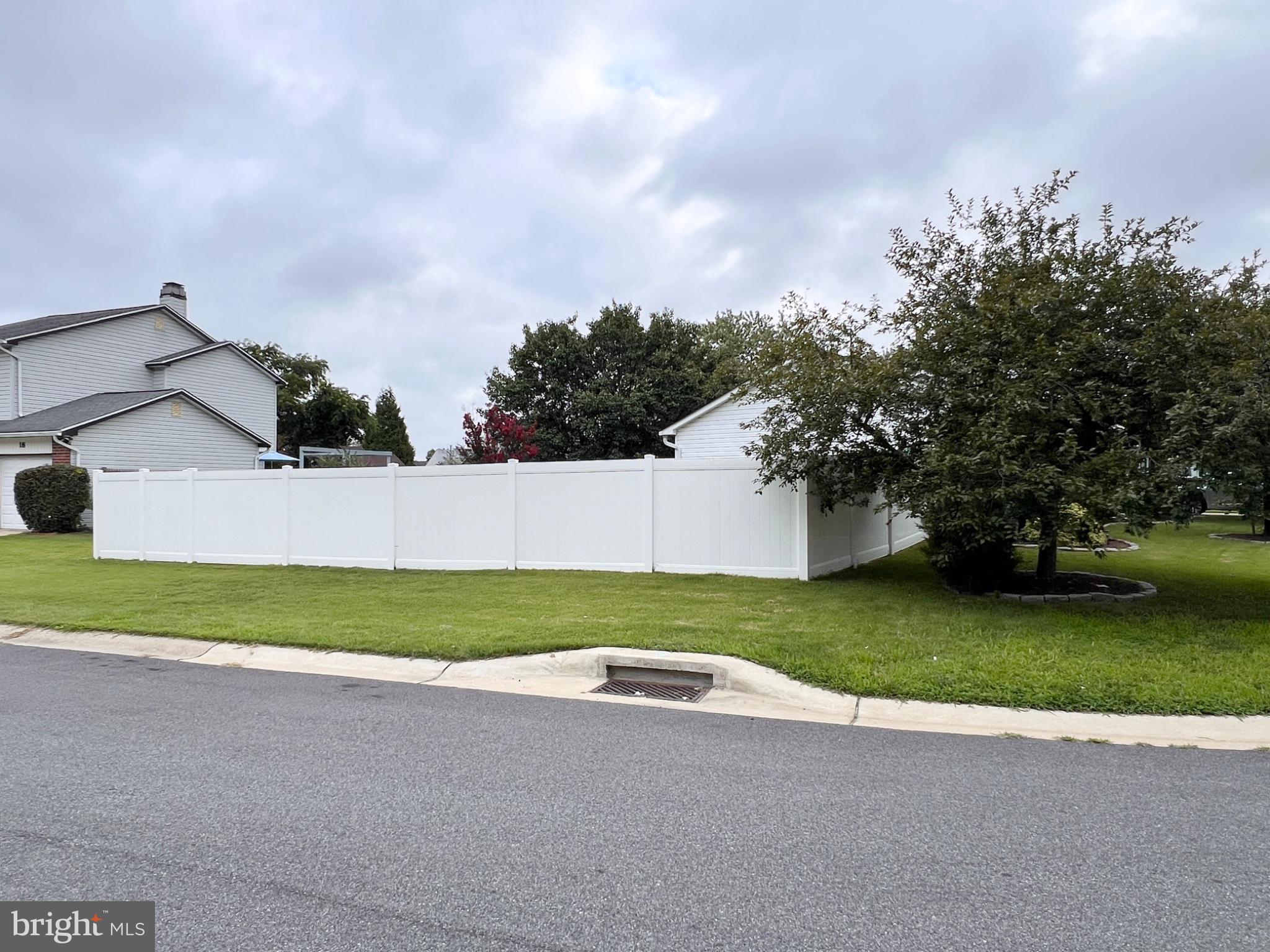 8 ROSE TERRACE