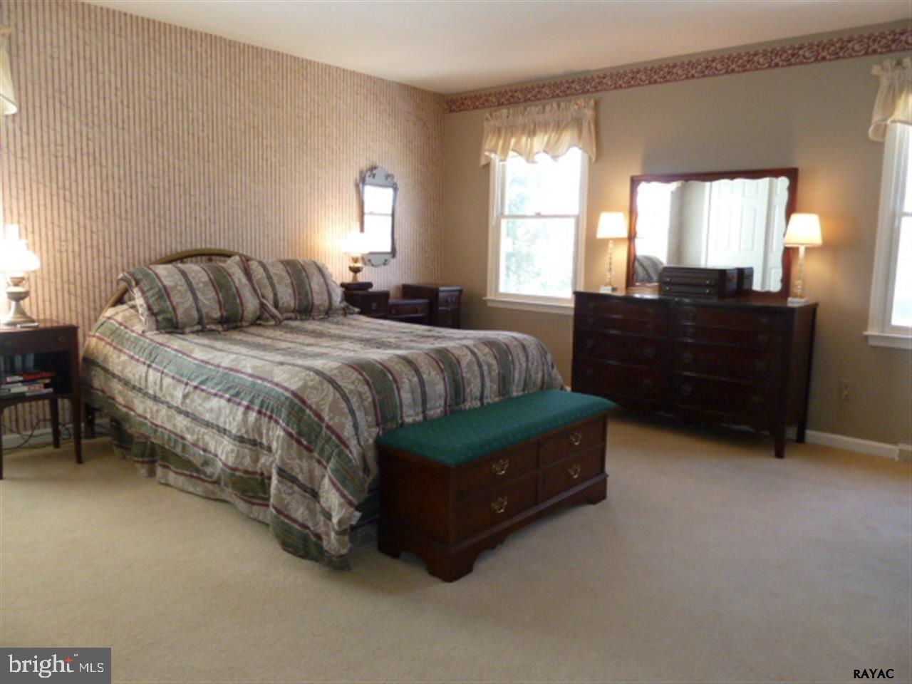 THE MEADOWS - Residential