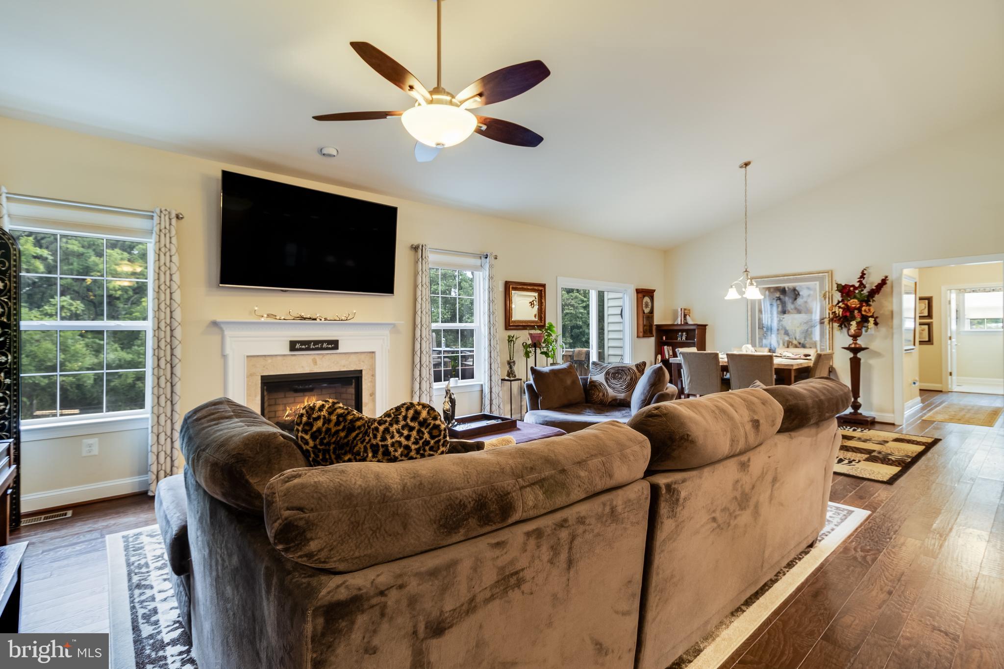 OAKWOOD ESTATES - Residential