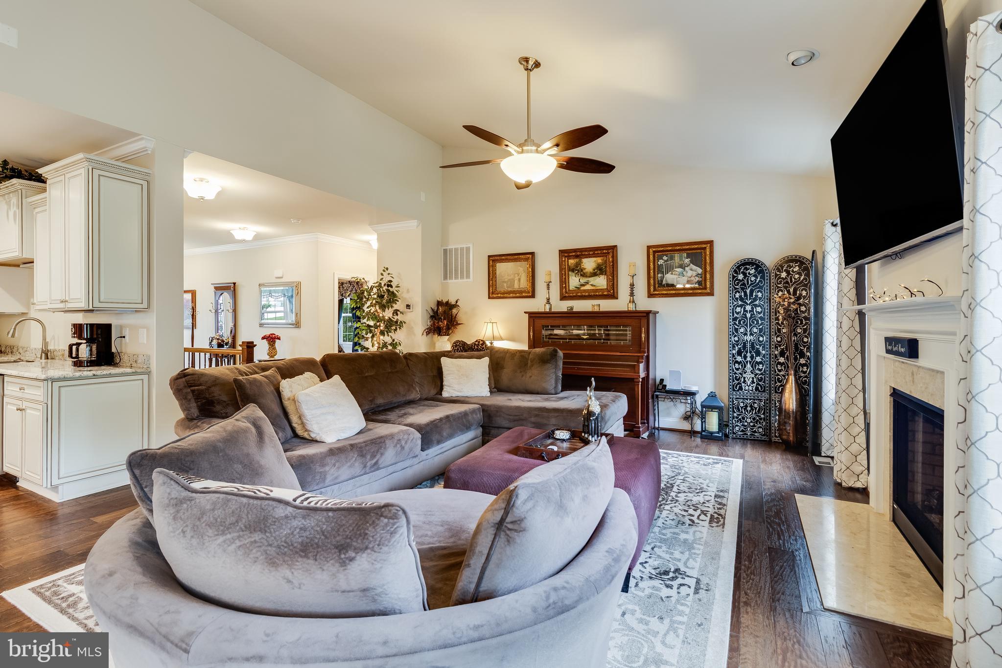 OAKWOOD ESTATES - Residential